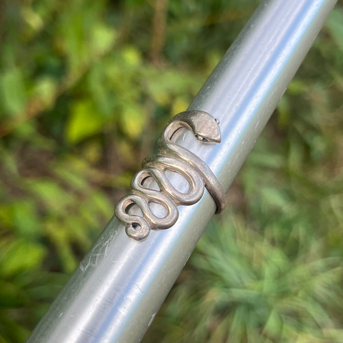 Vintage Sterling Silver snake ring. Size 8.