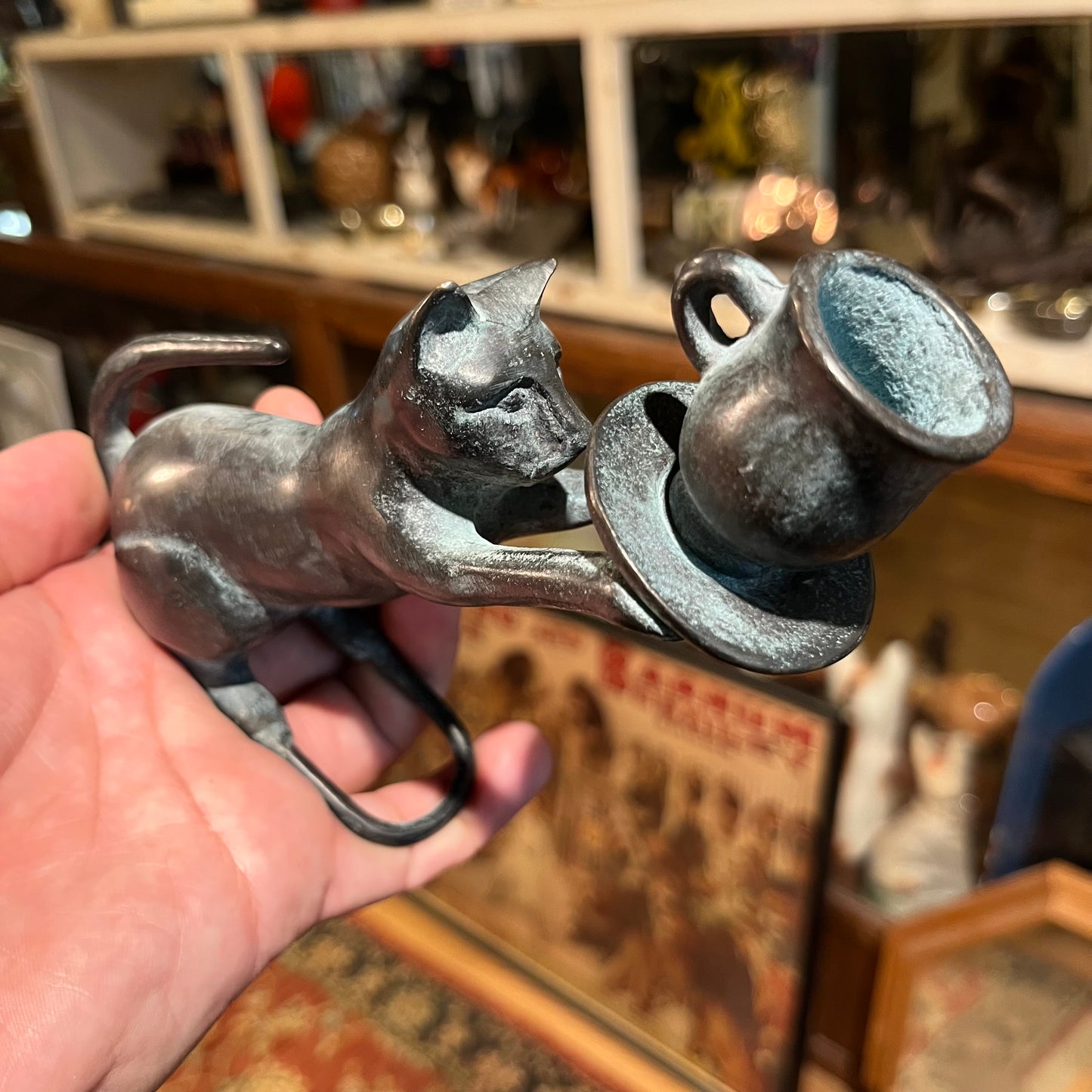Vintage kitty cat candle holder.