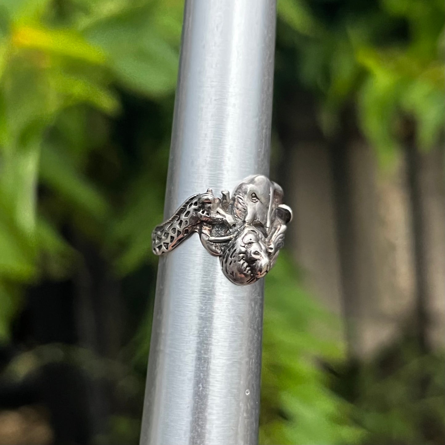 Vintage Sterling silver safari ring. Size 5.