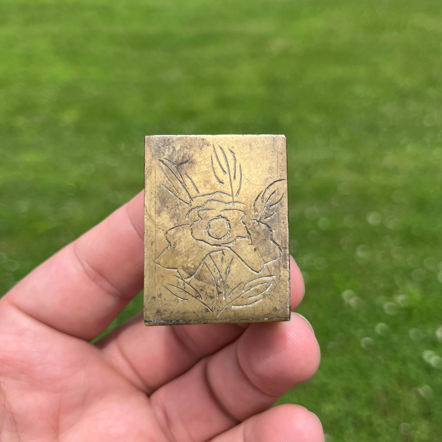 Vintage brass cat matchbook safe.