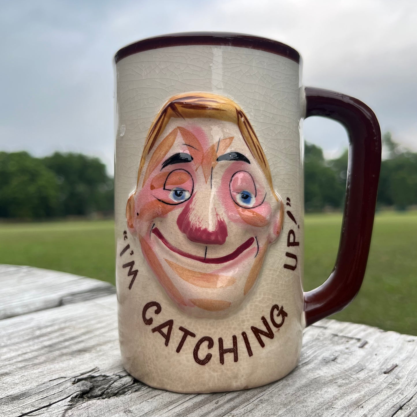 1950s “Im catching up!” mug.