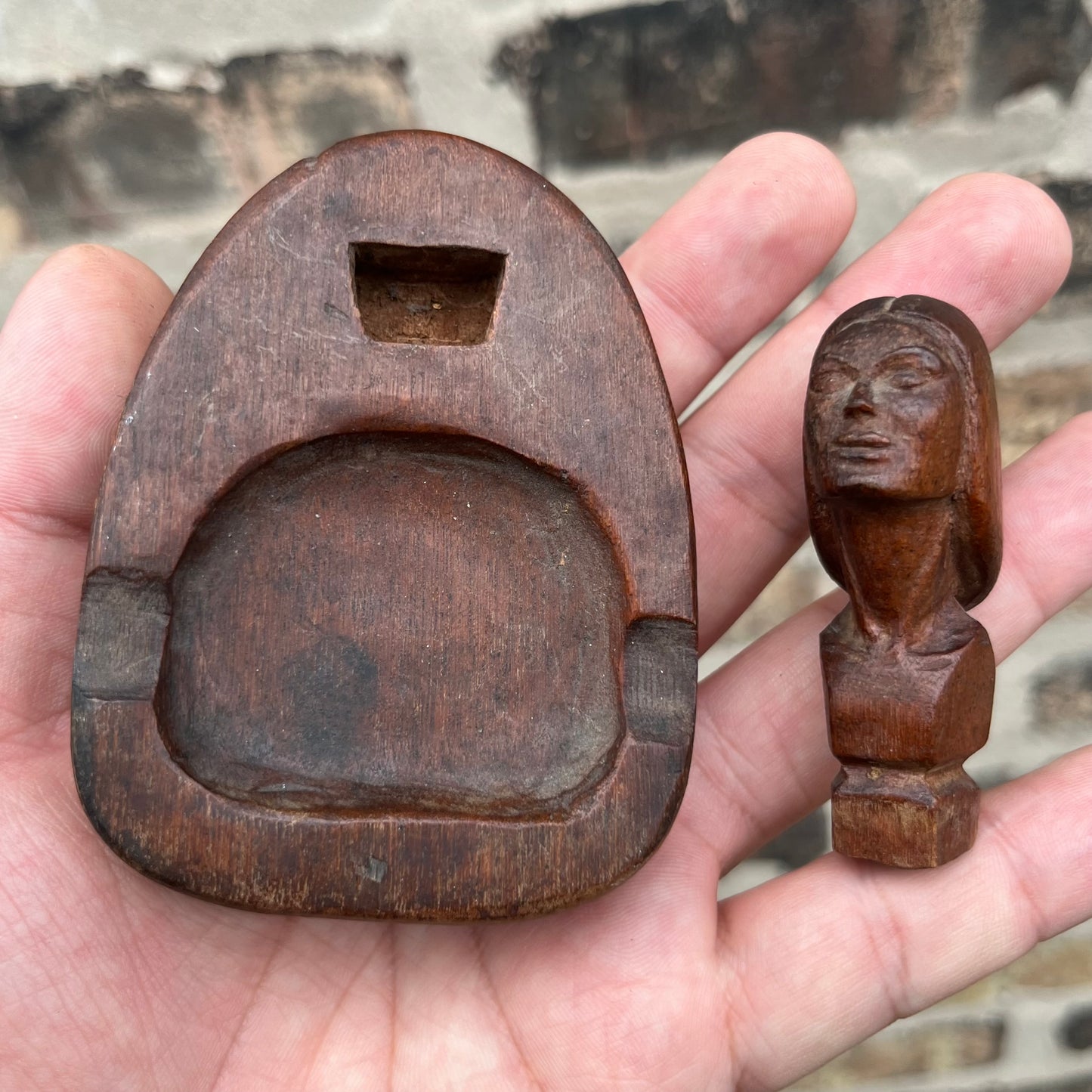 1960s Wooden lady head ashtray.