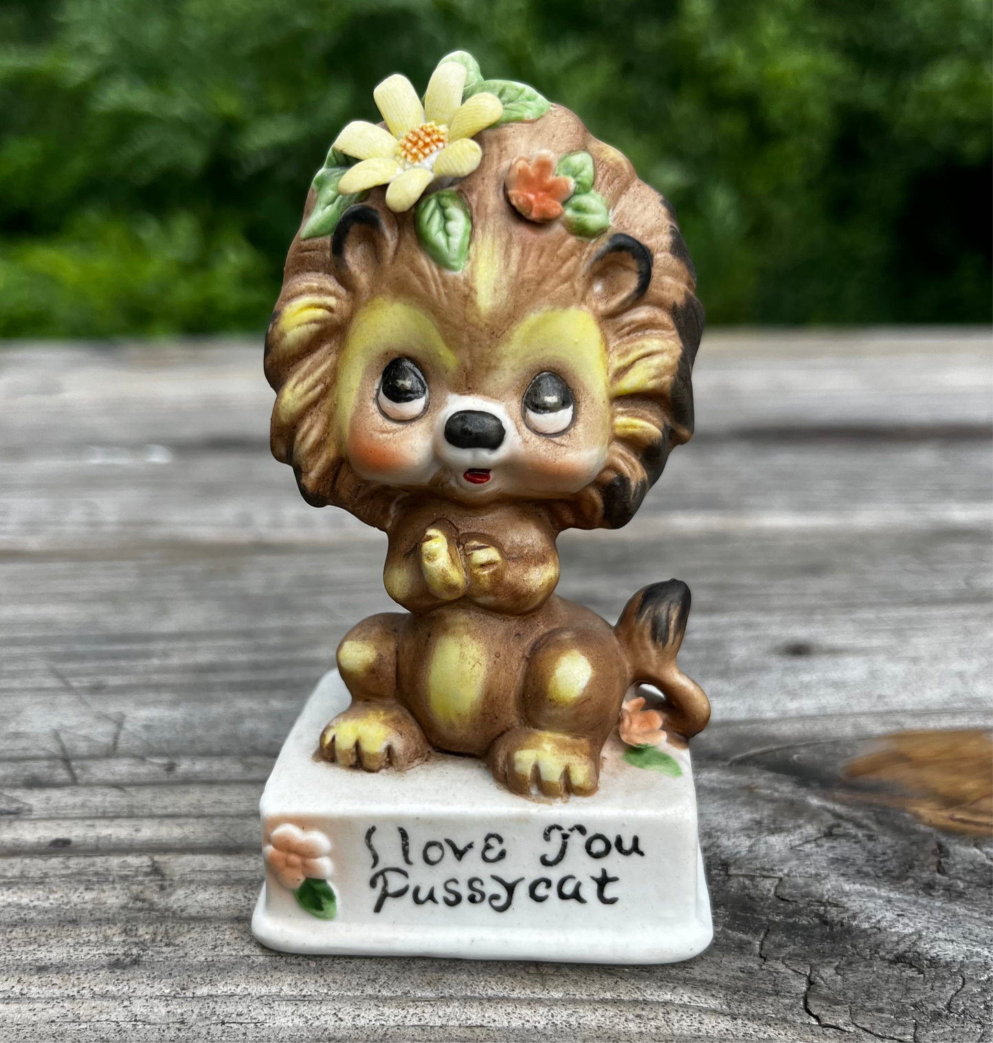 1950s Ceramic lion.