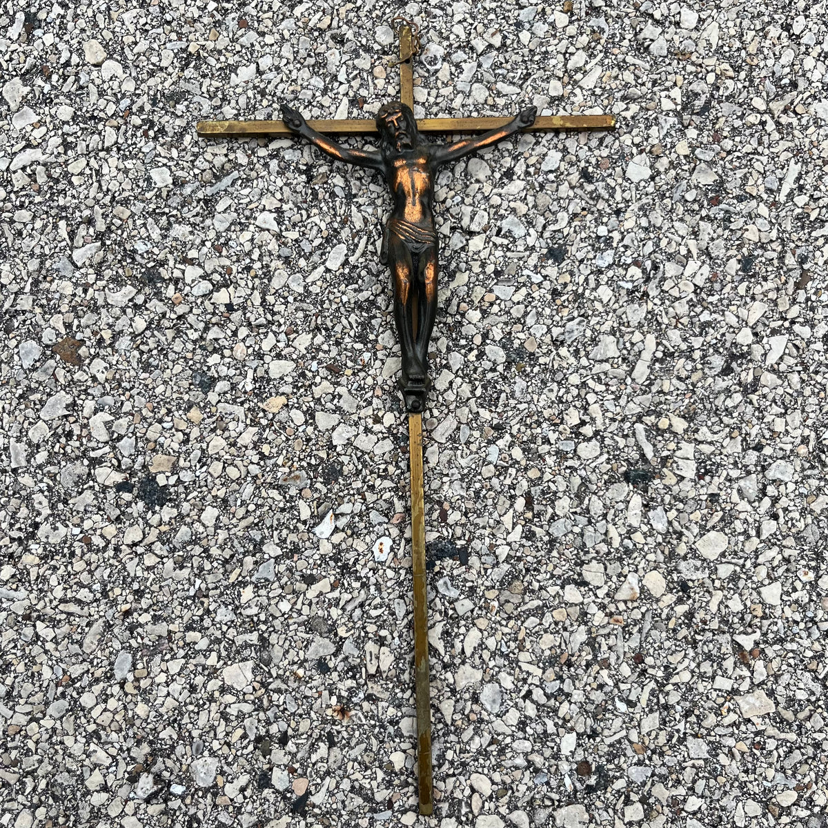 Vintage Inri crucifix.