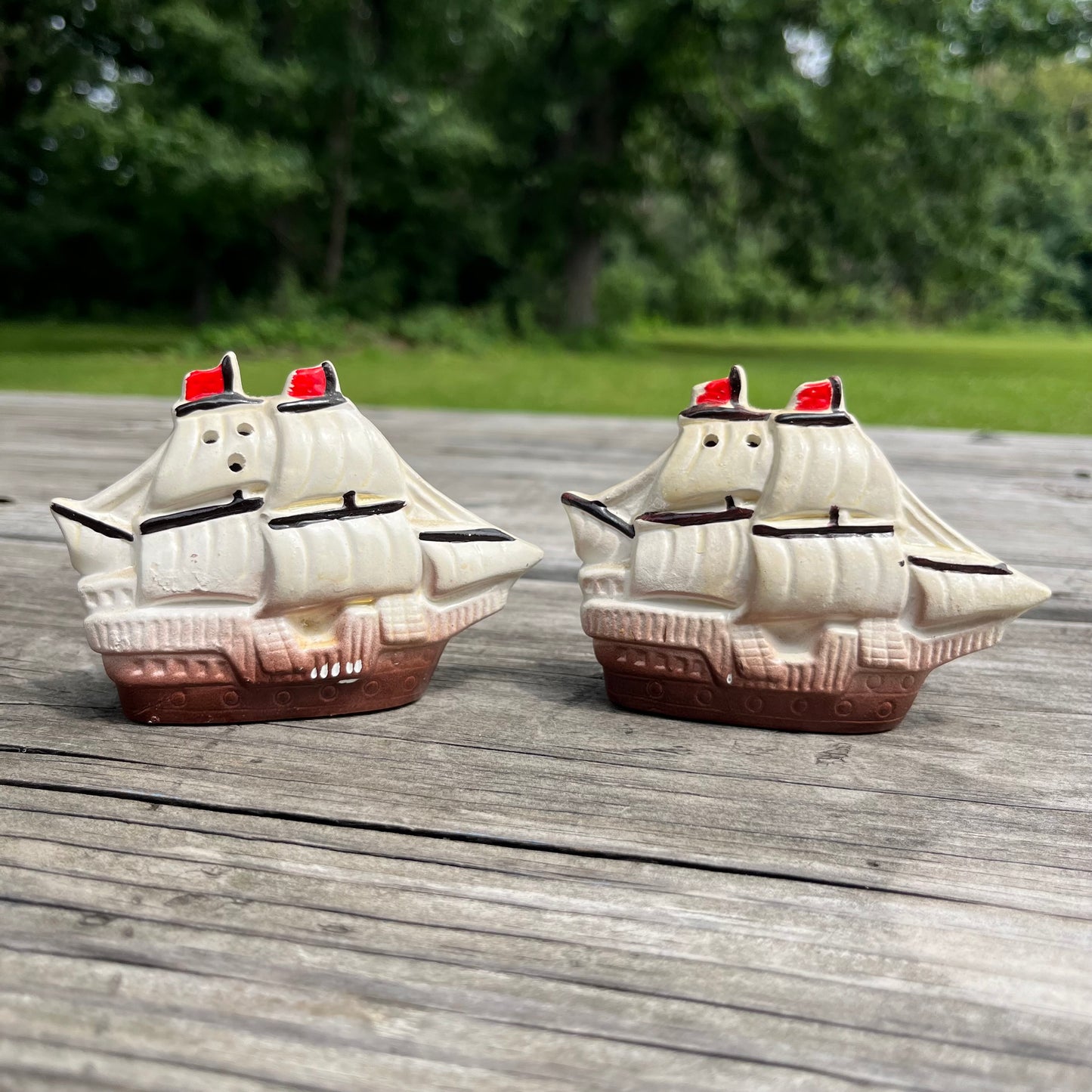 Vintage sailboat salt n’ pepper shakers.