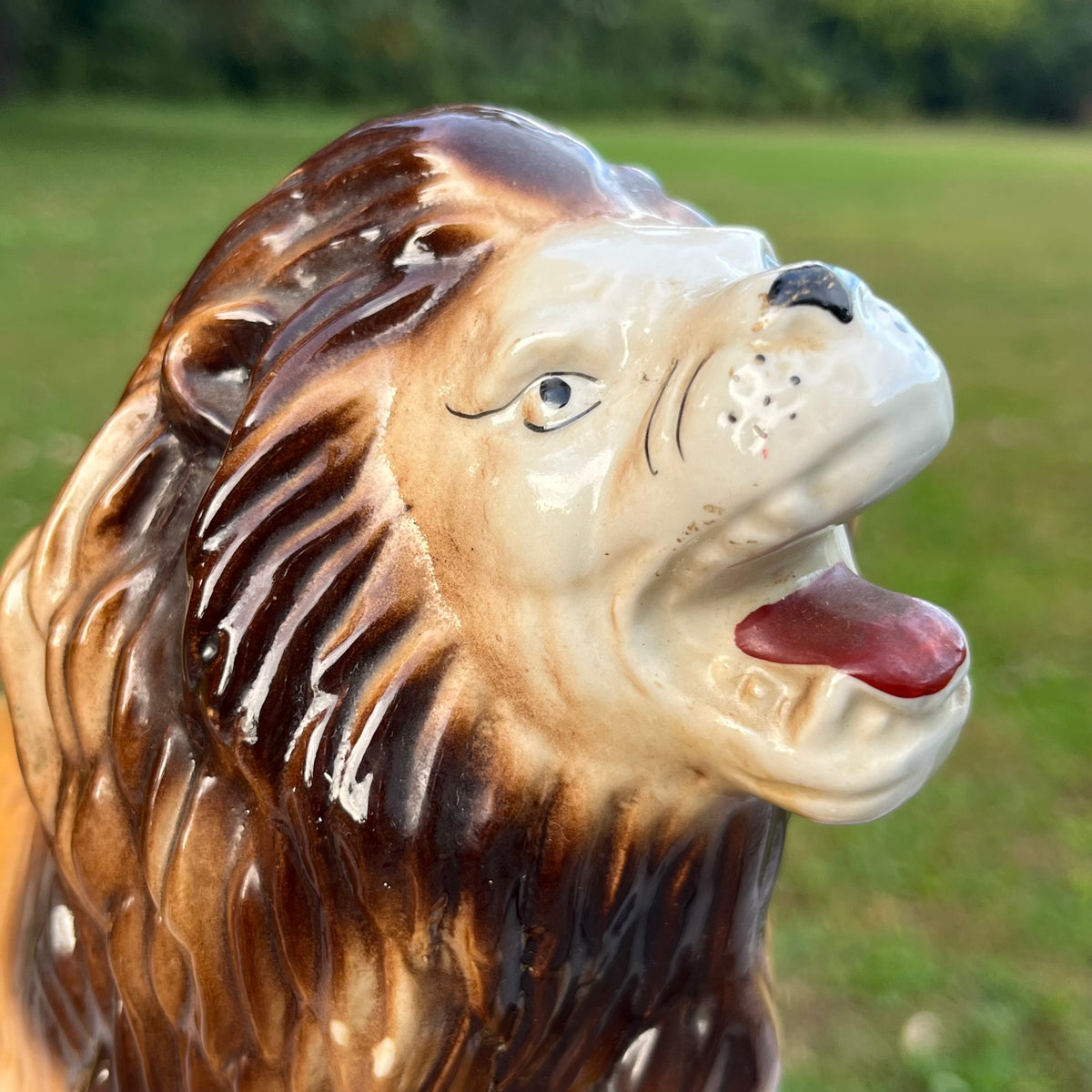 1970s Ceramic lion statue.