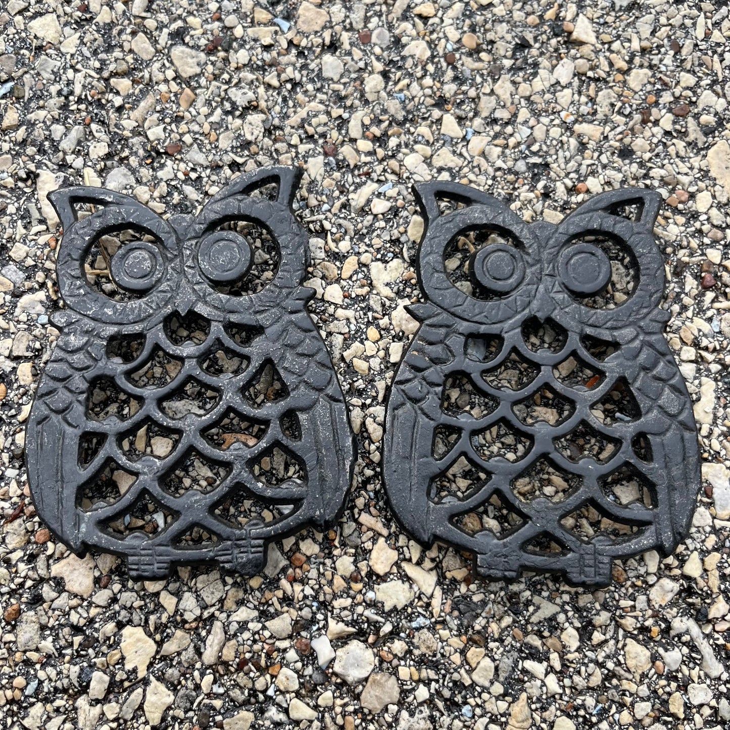 Vintage owl trivet set.