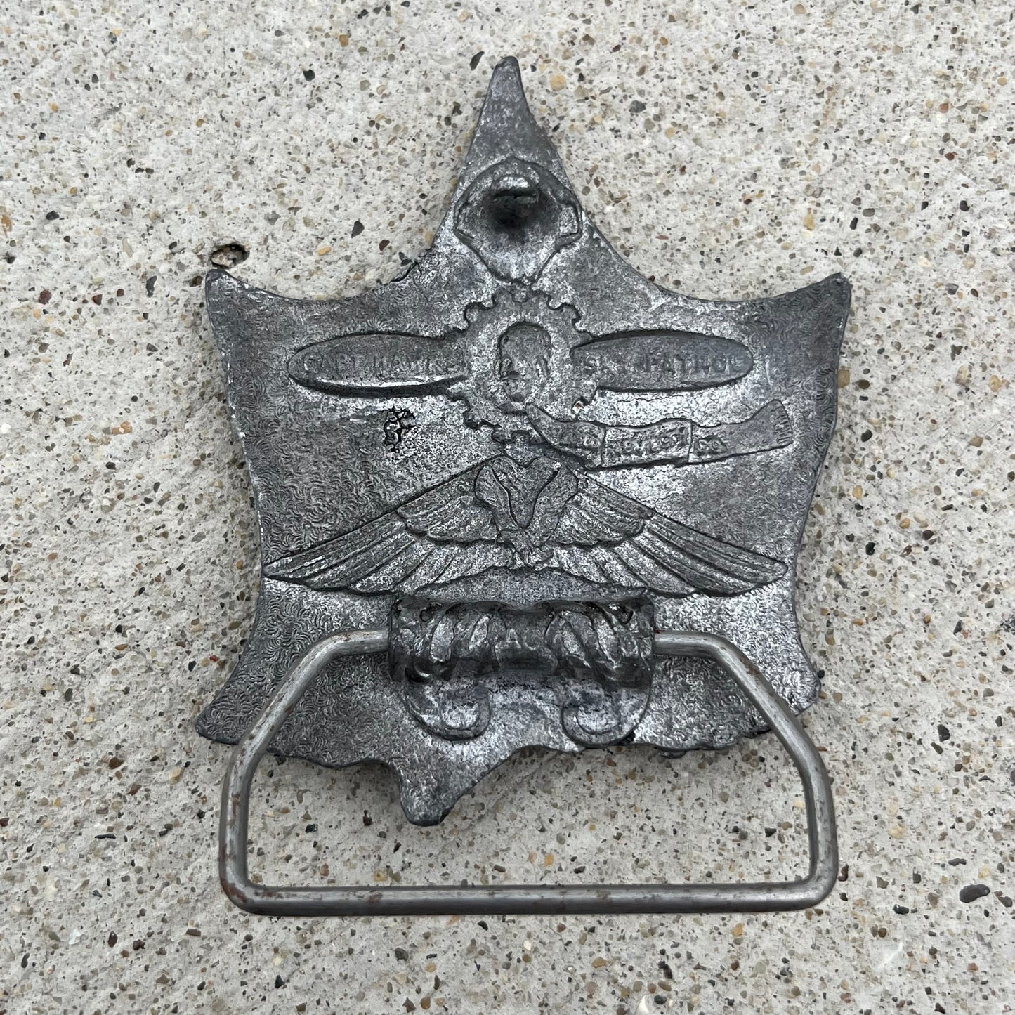 Vintage hemp leaf belt buckle.