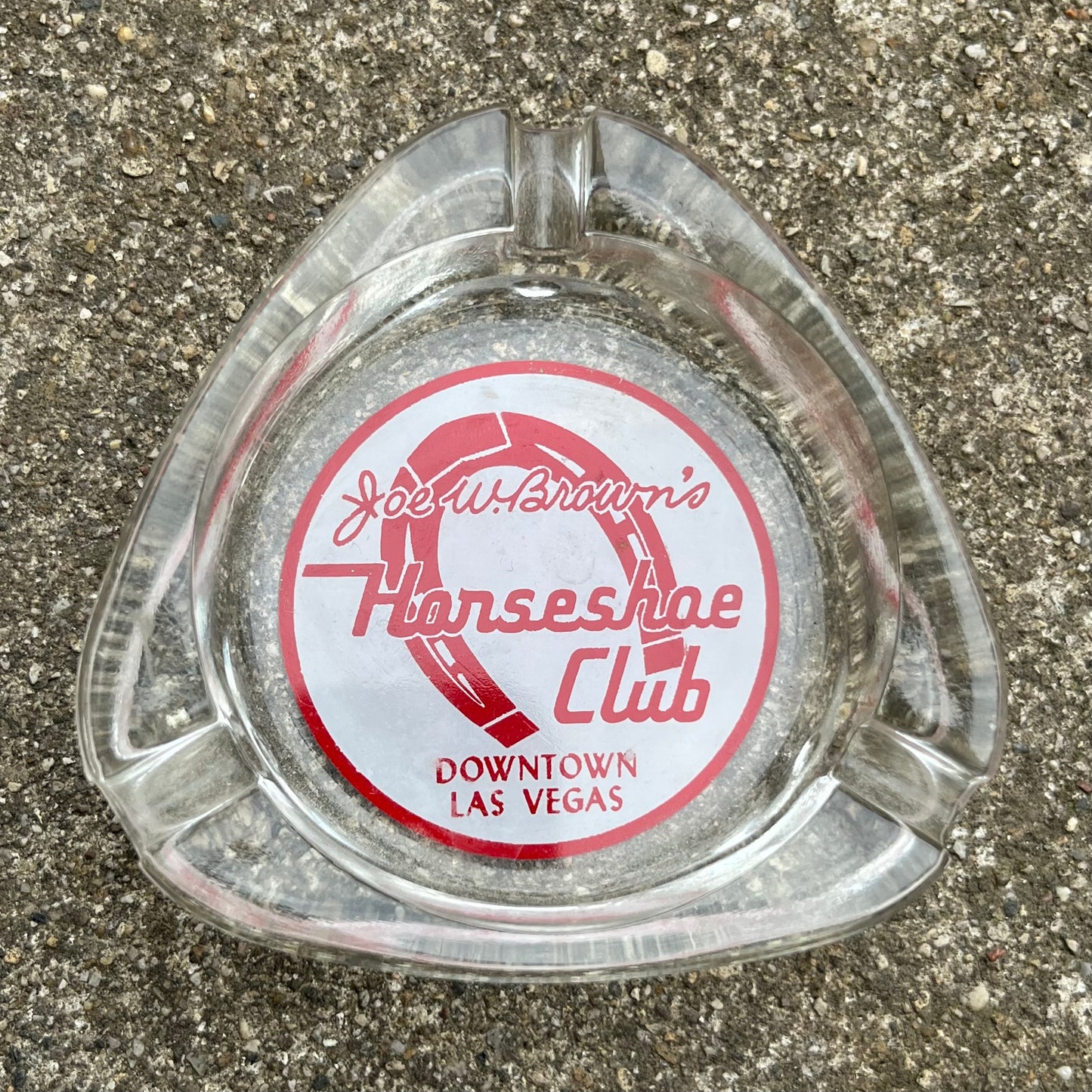 Vintage Horseshoe club ashtray.