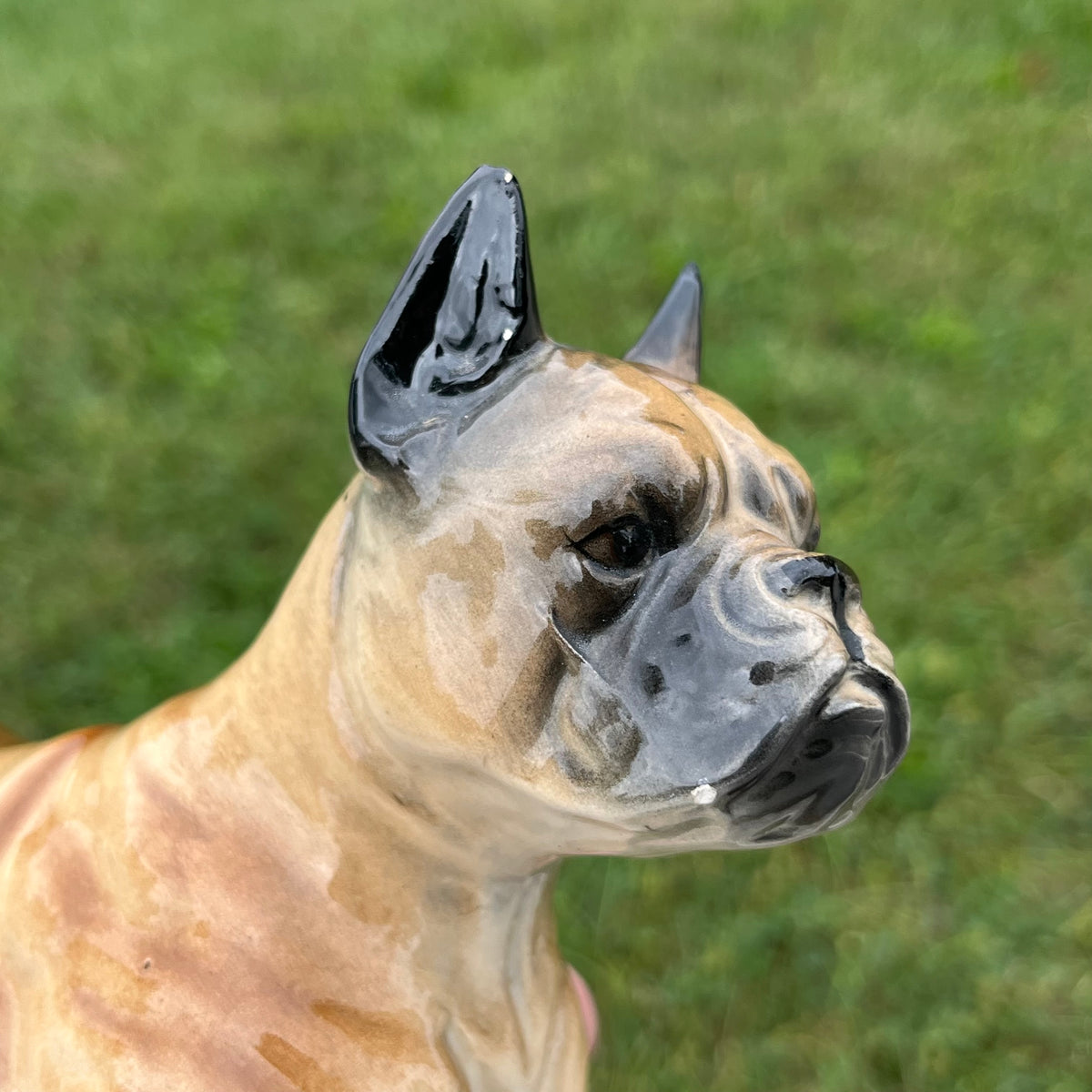 Vintage ceramic boxer. (Chipped)