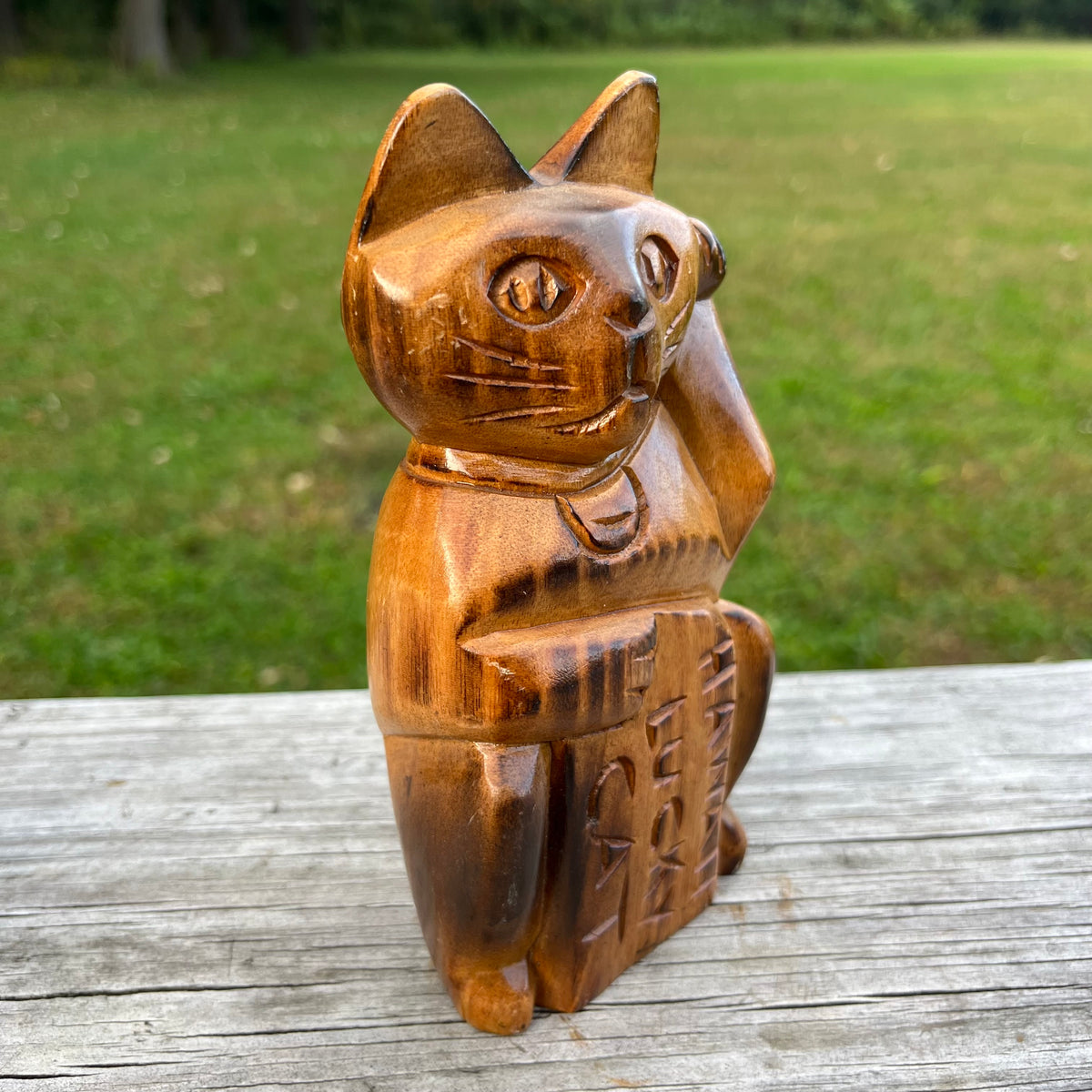 Vintage hand carved Hawaiian lucky cat.