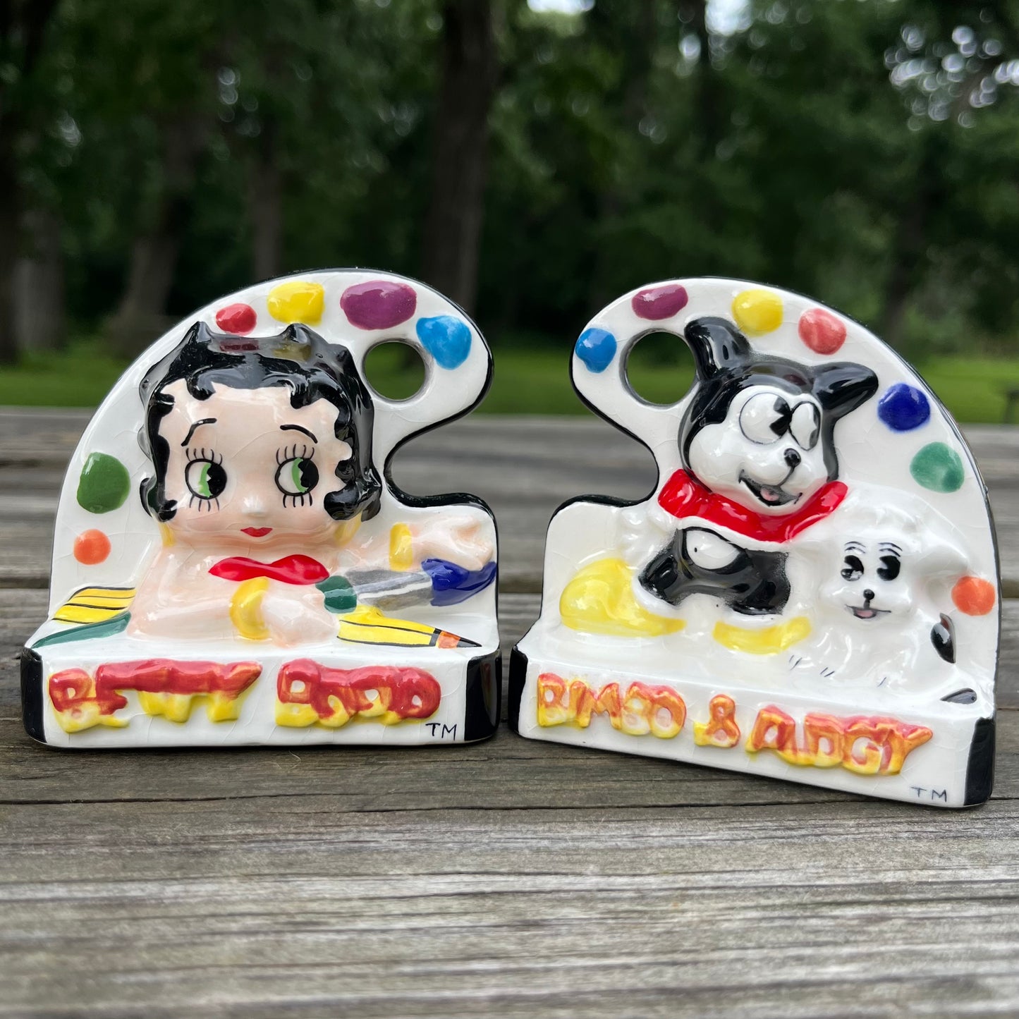 Y2K Betty Boop and Bimbo salt n' pepper shakers.