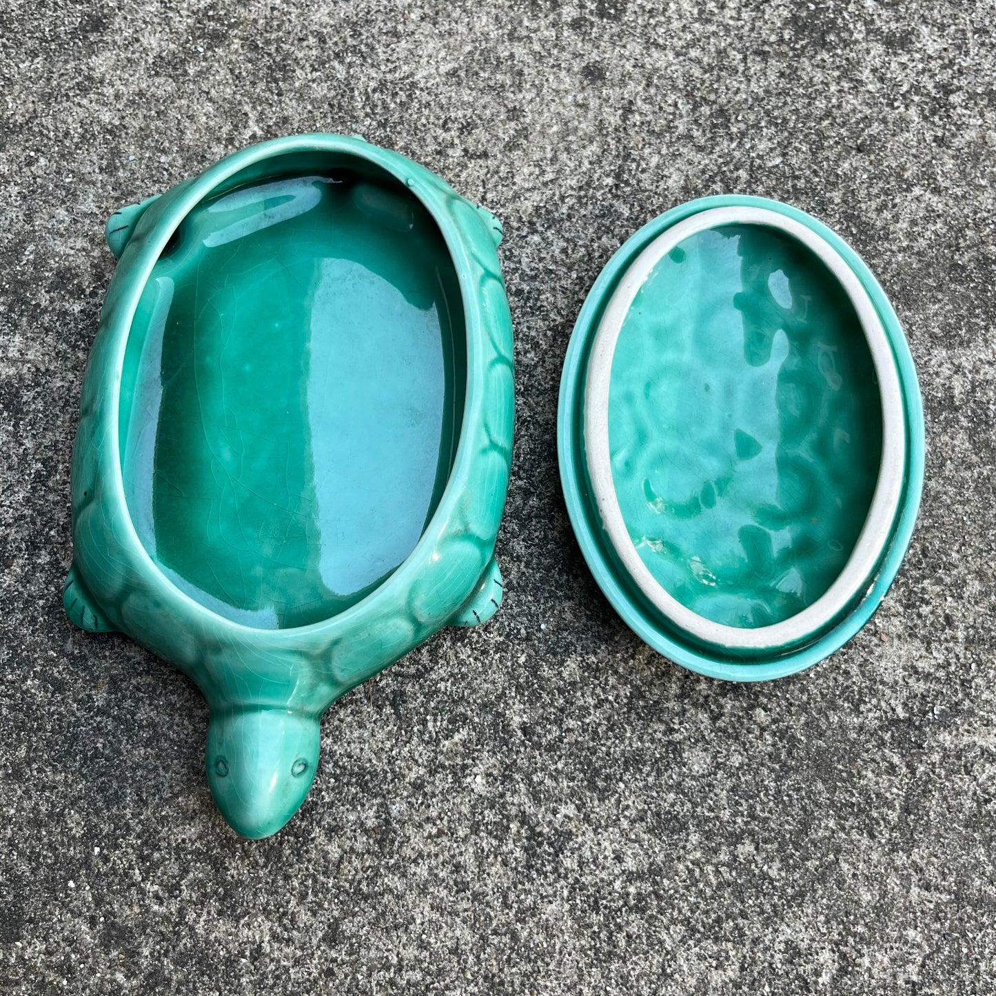 Vintage ceramic turtle stash and ashtray set.
