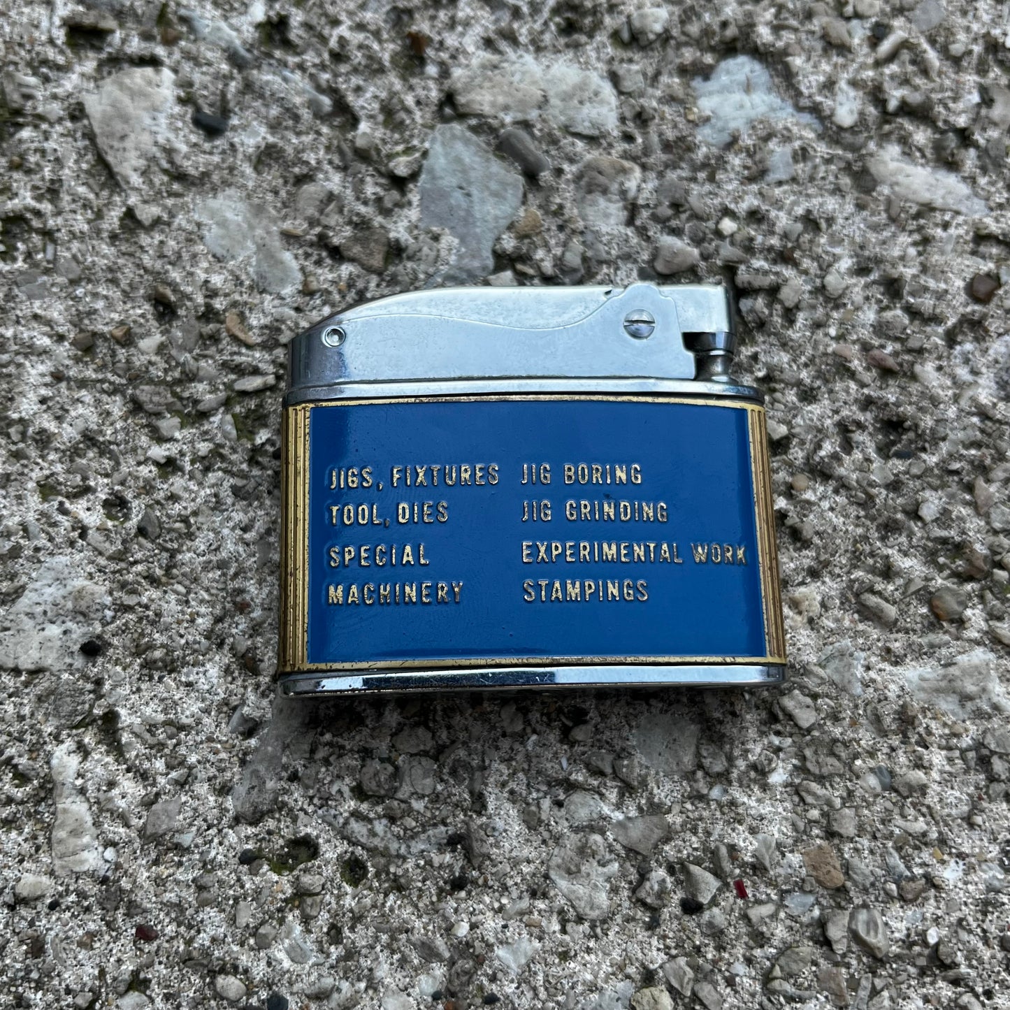 Vintage Wellington Balboa flat lighter.