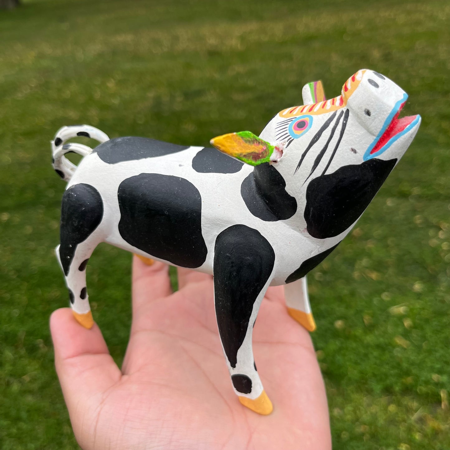 90s hand crafted Oaxacan cow Alebrije.