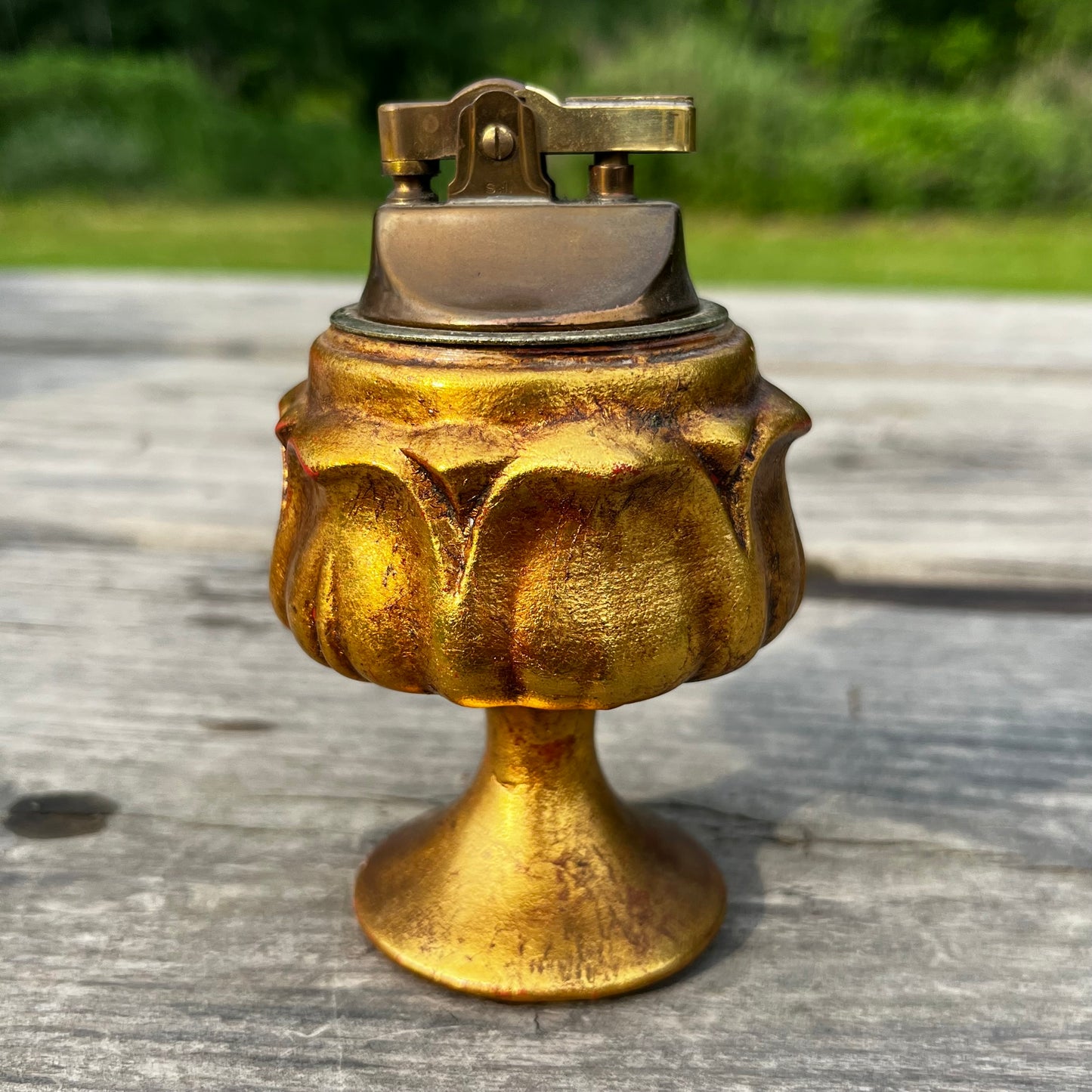 1950s Ornate tabletop lighter