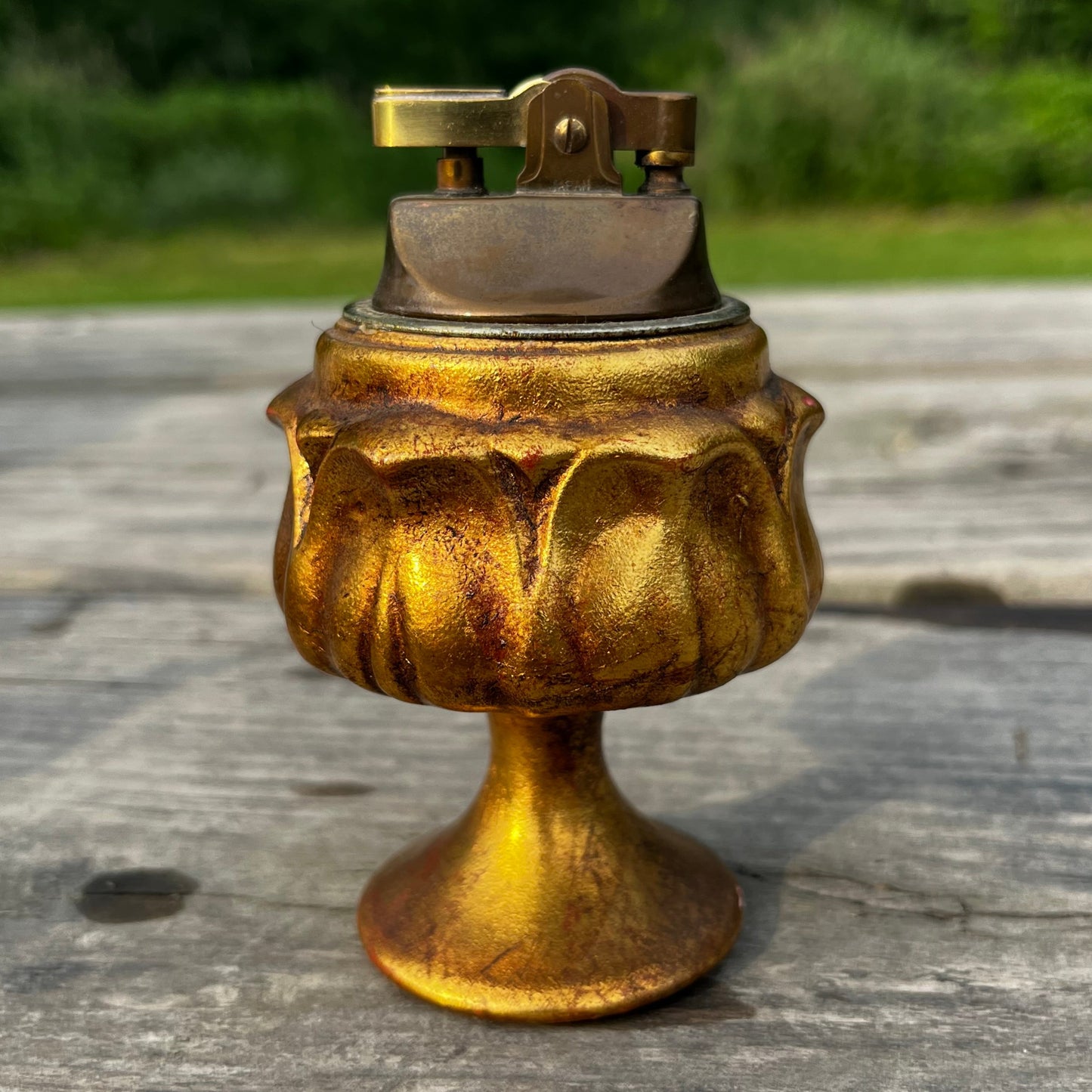 1950s Ornate tabletop lighter