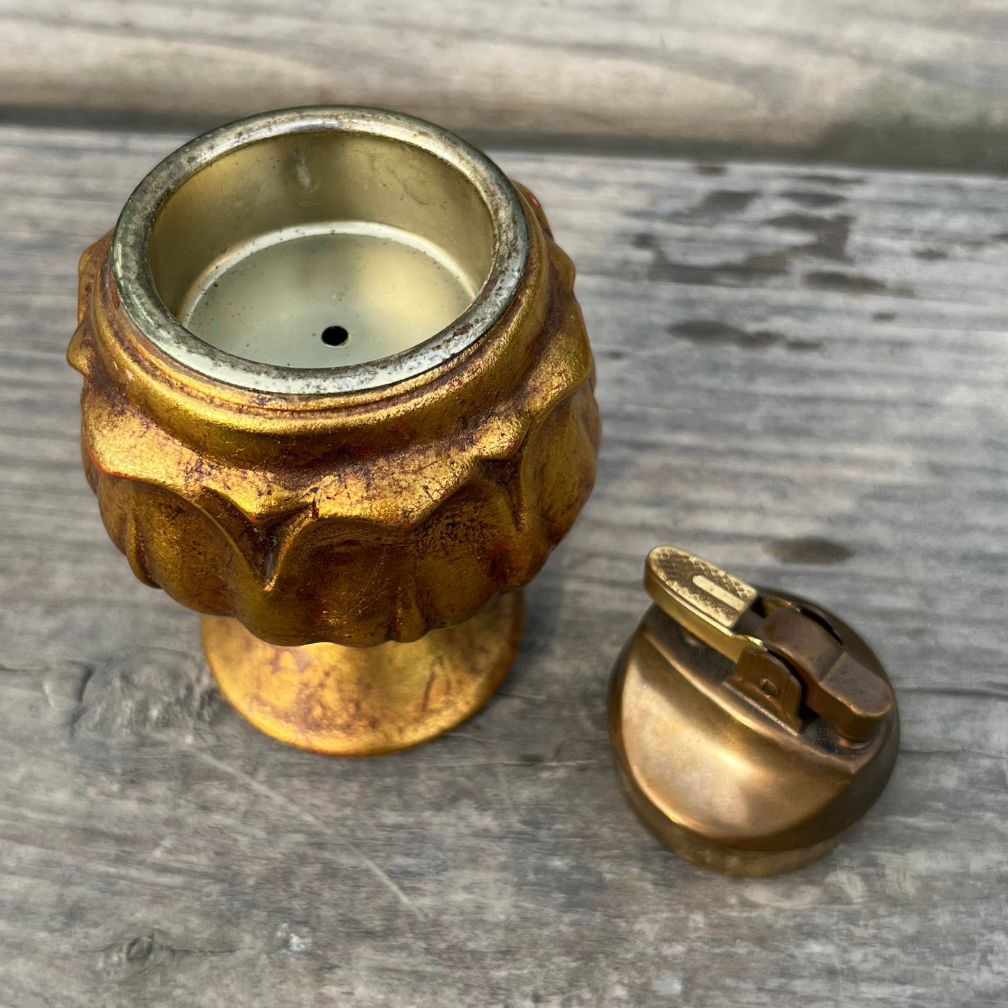 1950s Ornate tabletop lighter
