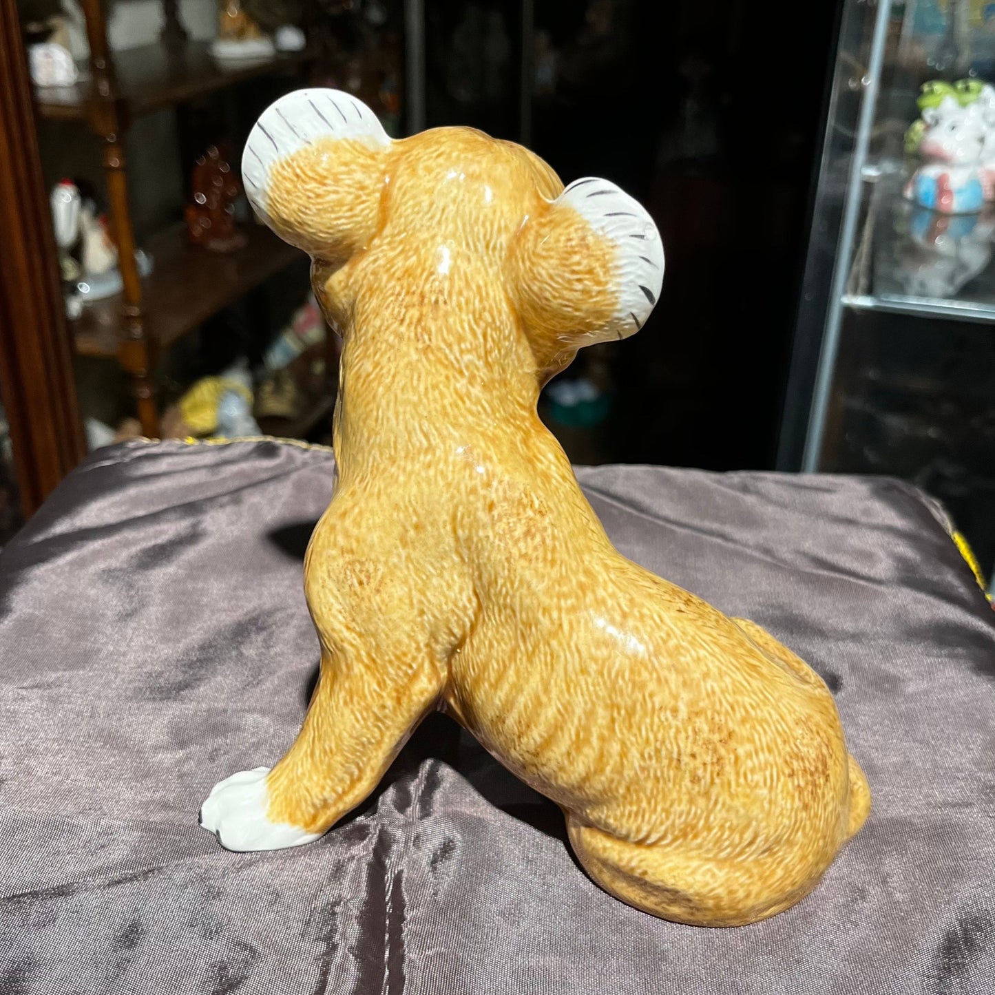 Vintage ceramic lion cub.