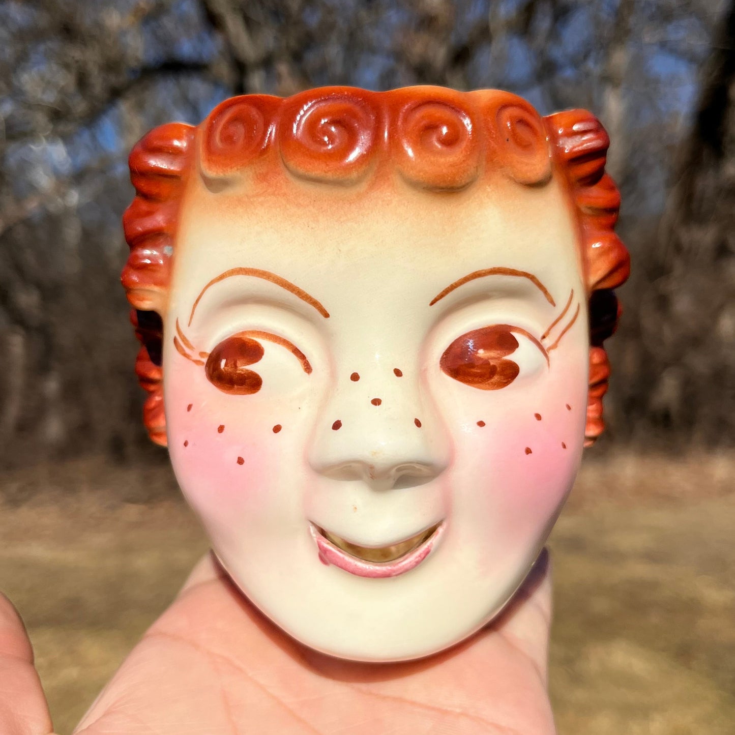 1950s Ceramic yarn ball holder.