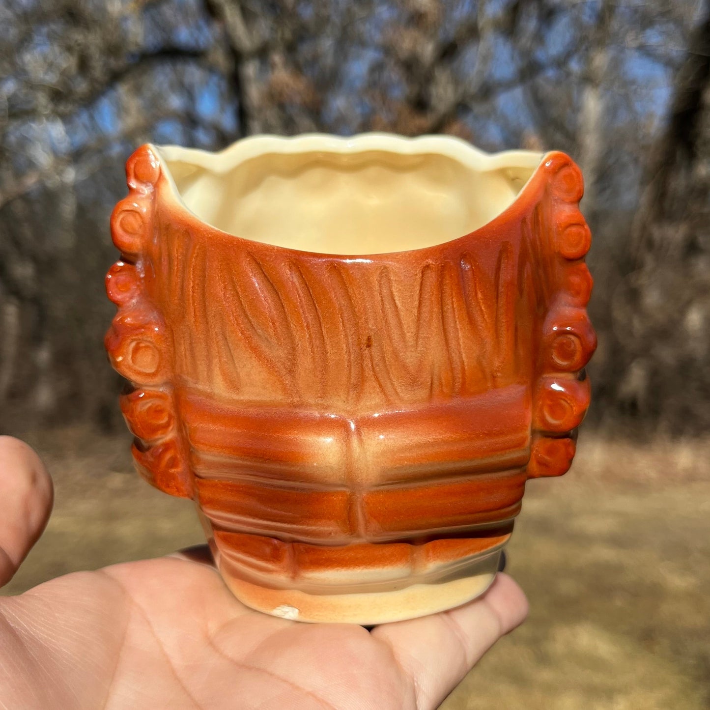 1950s Ceramic yarn ball holder.