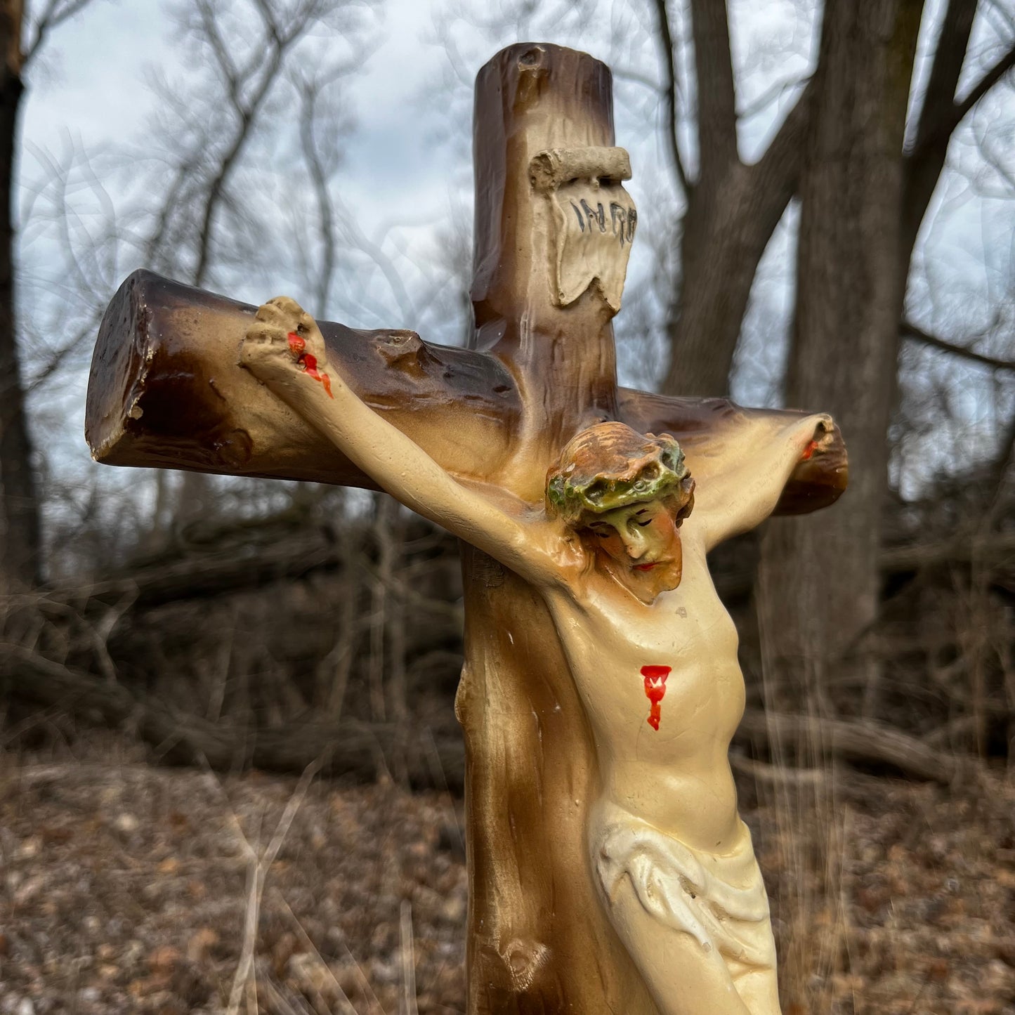 Large 1935 Chalkware crucifix from Chicago.