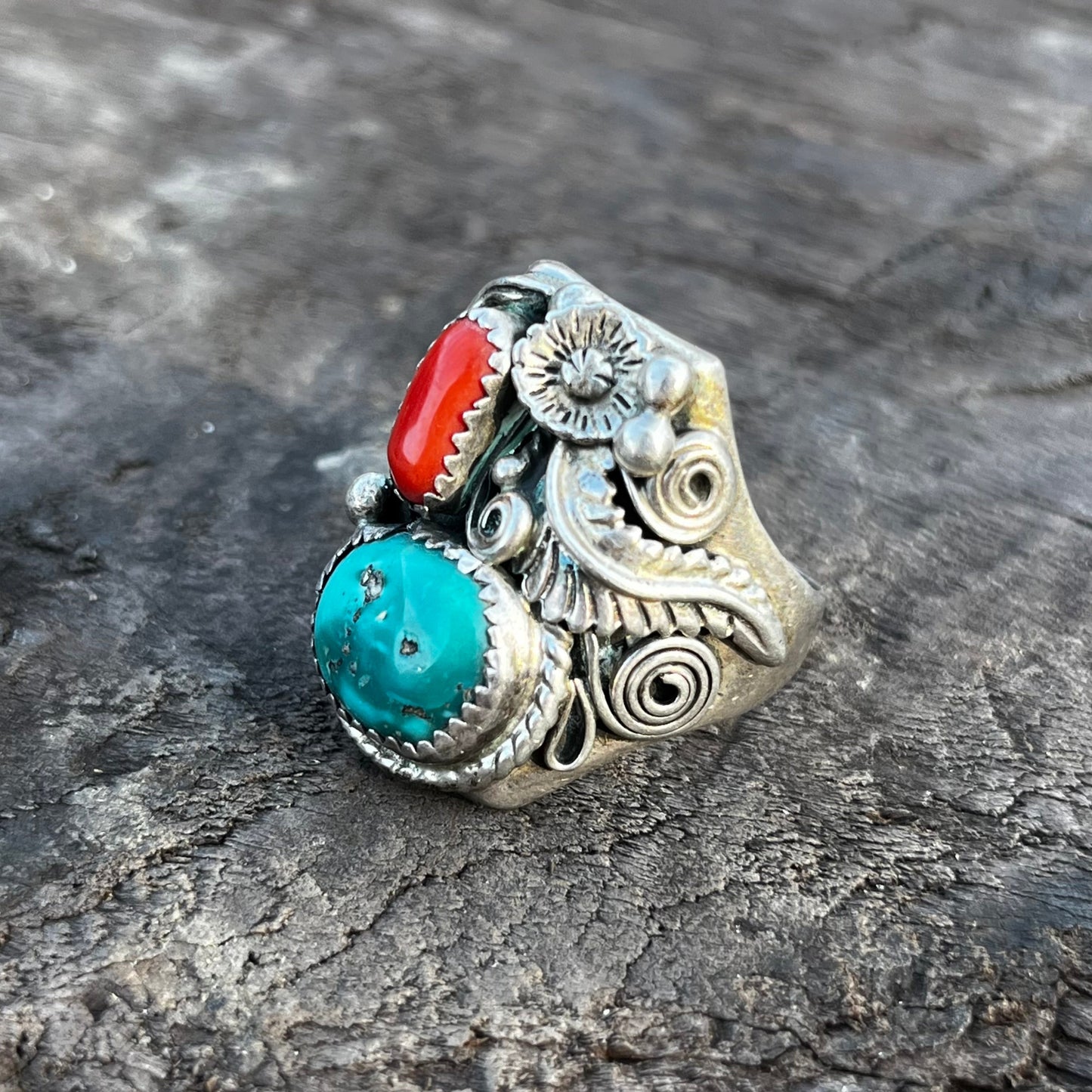 Vintage Sterling Silver Coral/turqoise feather ring. Size 11.