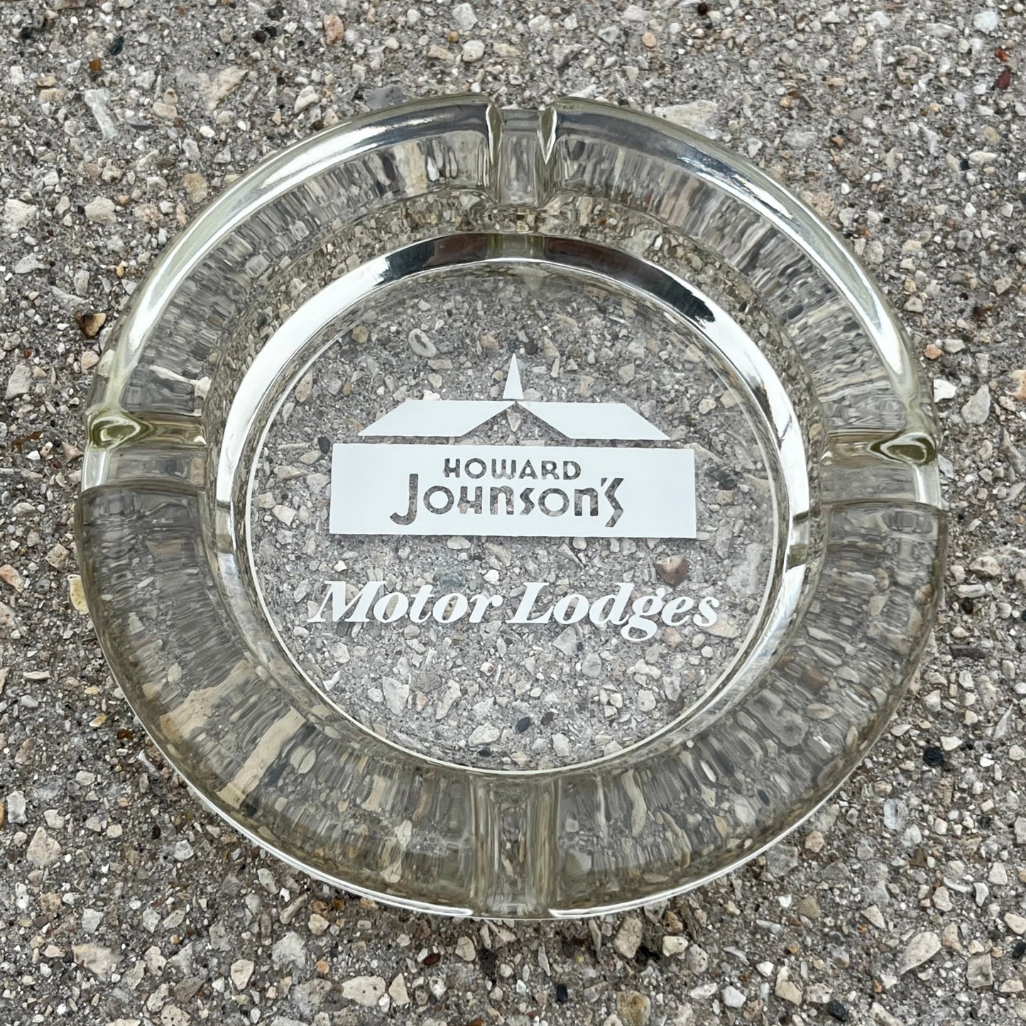 1970s Howard Johnsons Motor Lodges ashtray.