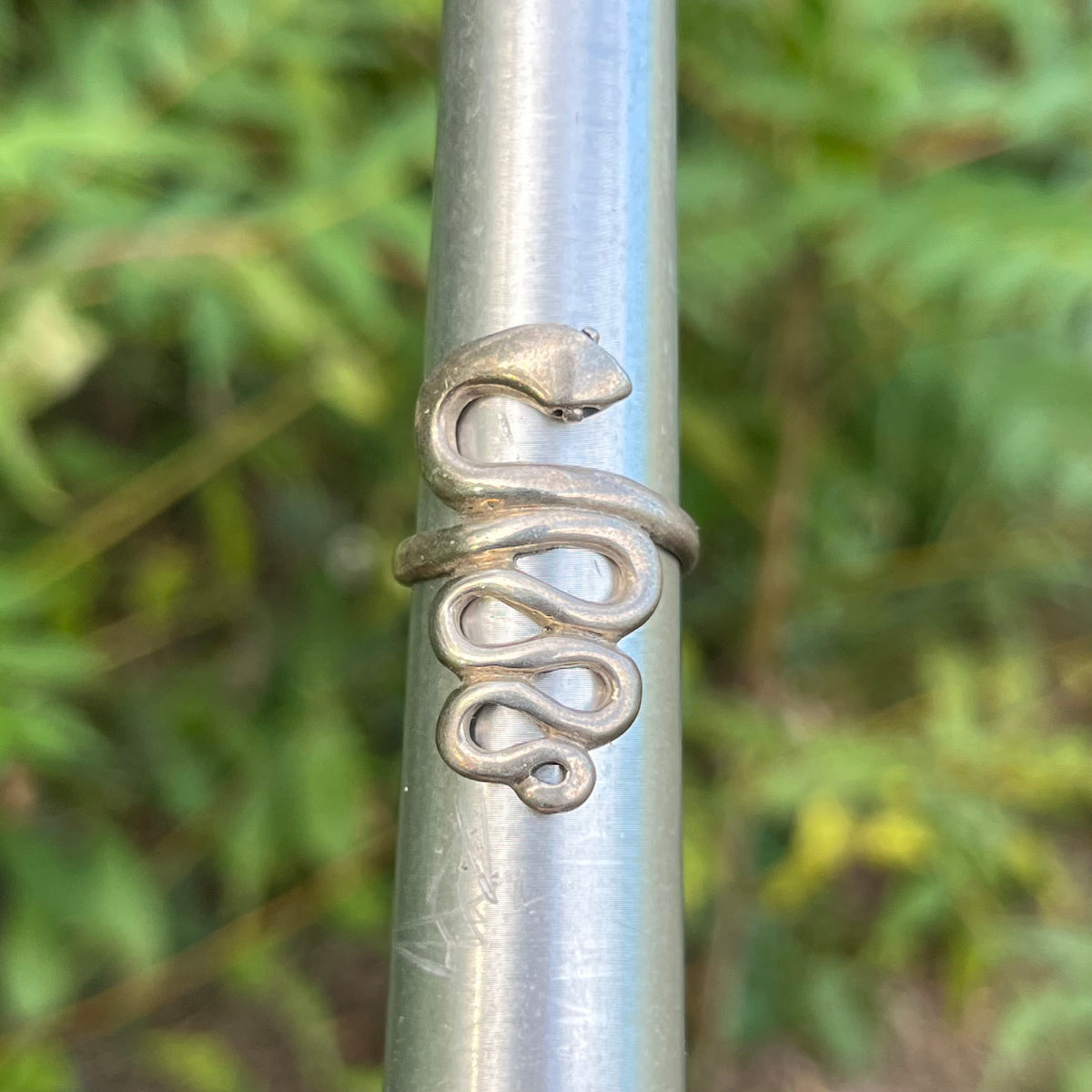 Vintage Sterling Silver snake ring. Size 8.