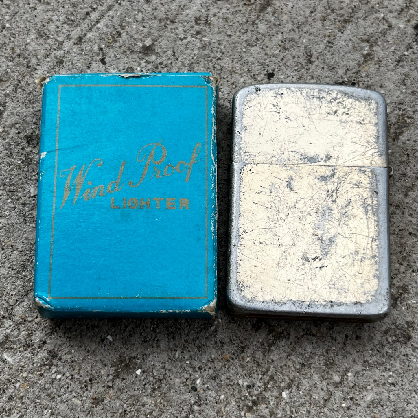 Vintage Park Sherman flip lighter.