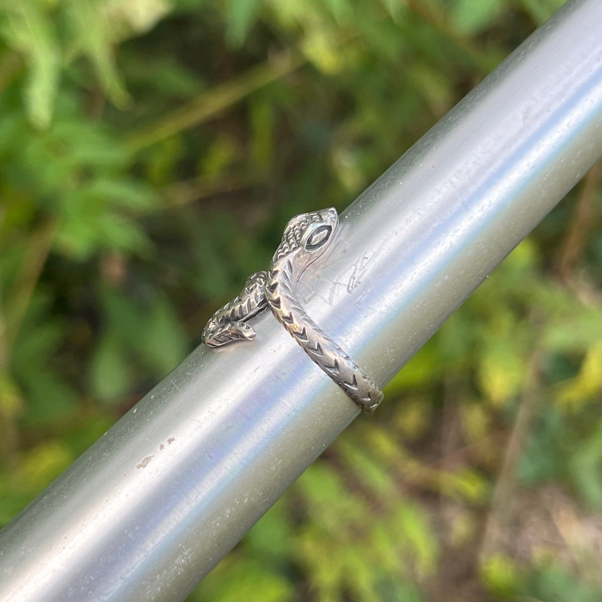 Vintage Sterling Silver snake ring. Size 10.