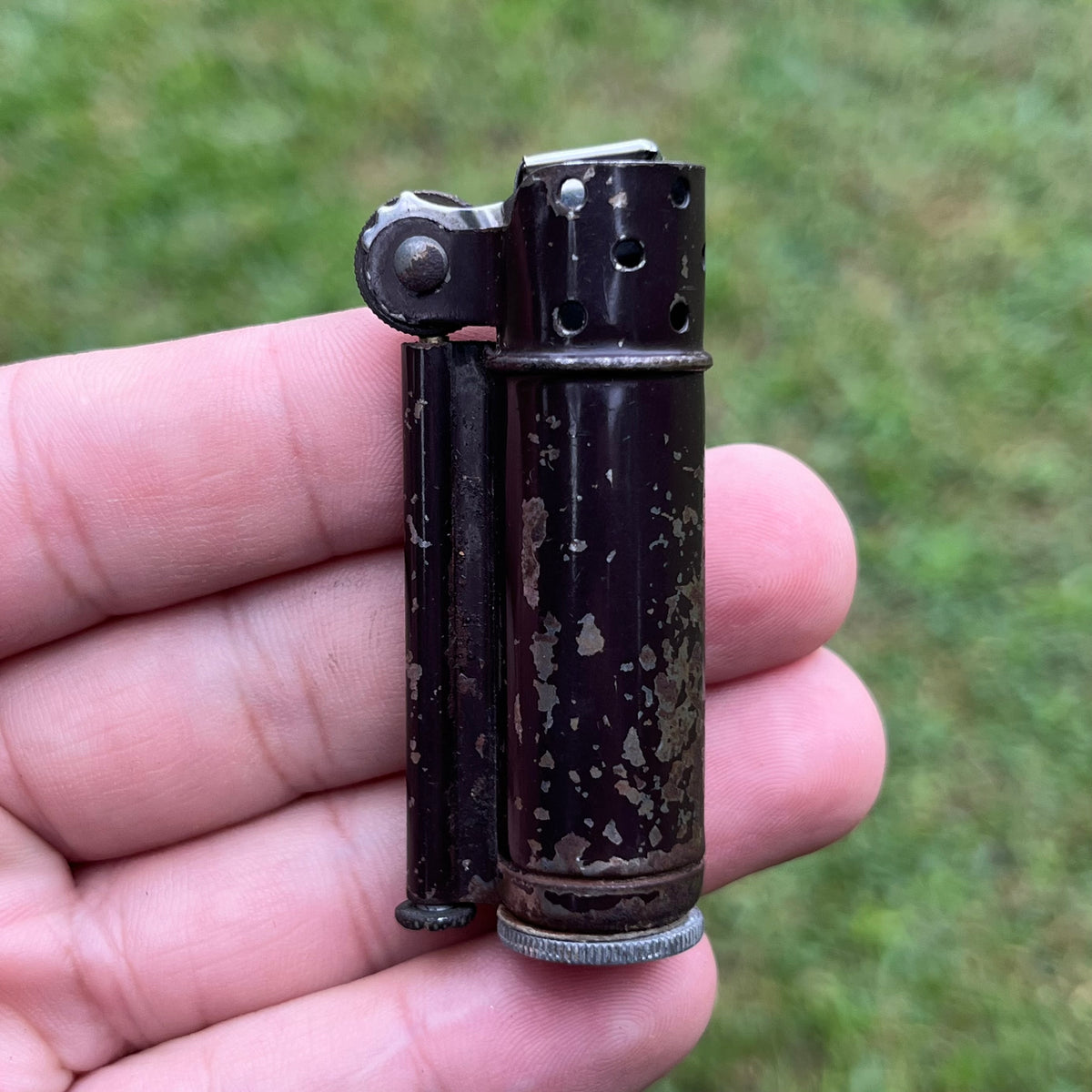 1940s Dunhill service lighter.