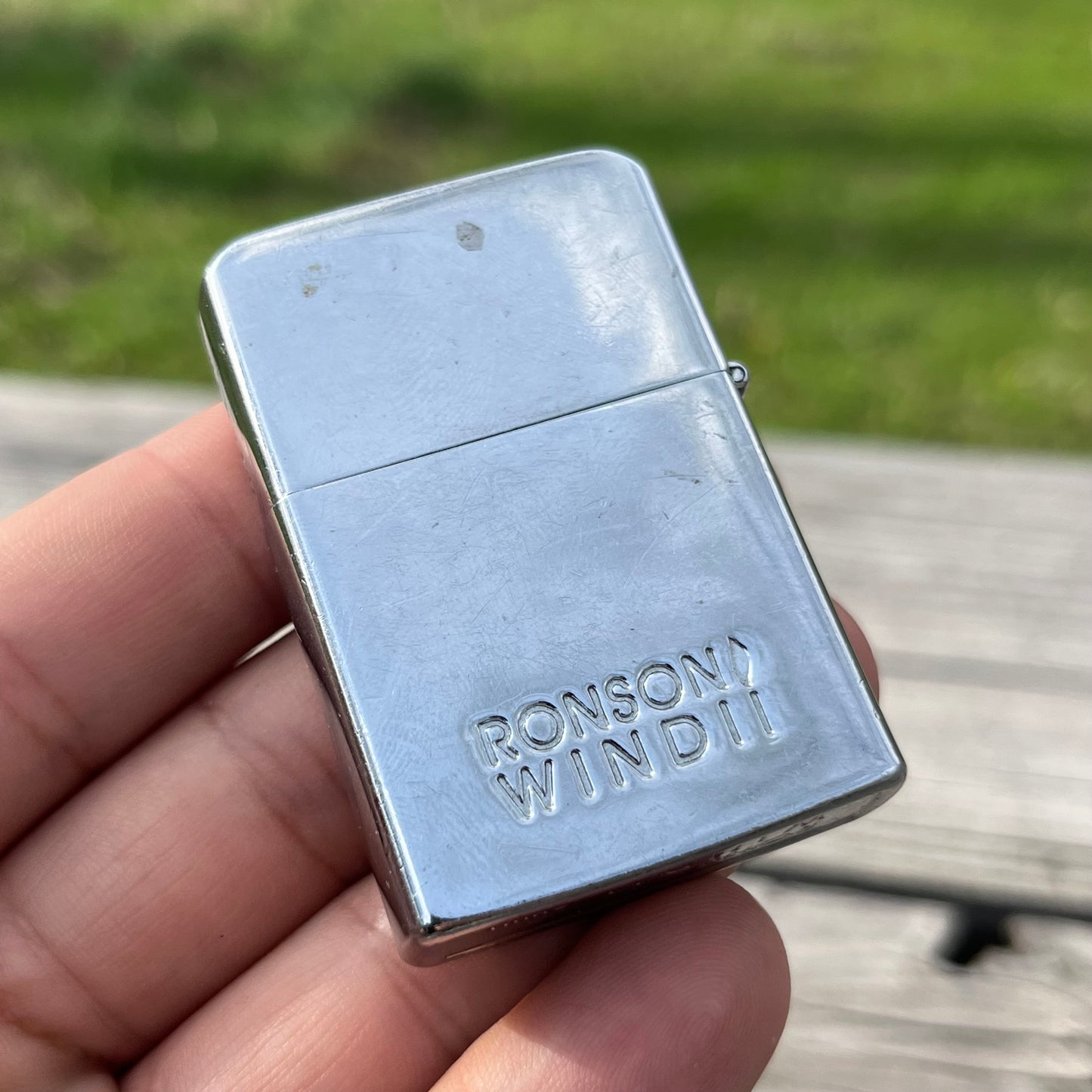 Vintage Ronson windproof flip lighter.