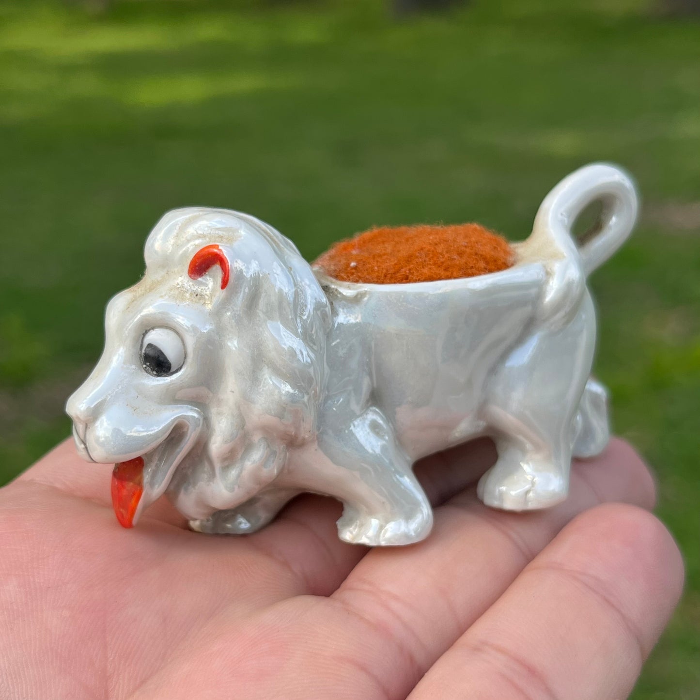 1950s Lion pin cushion.