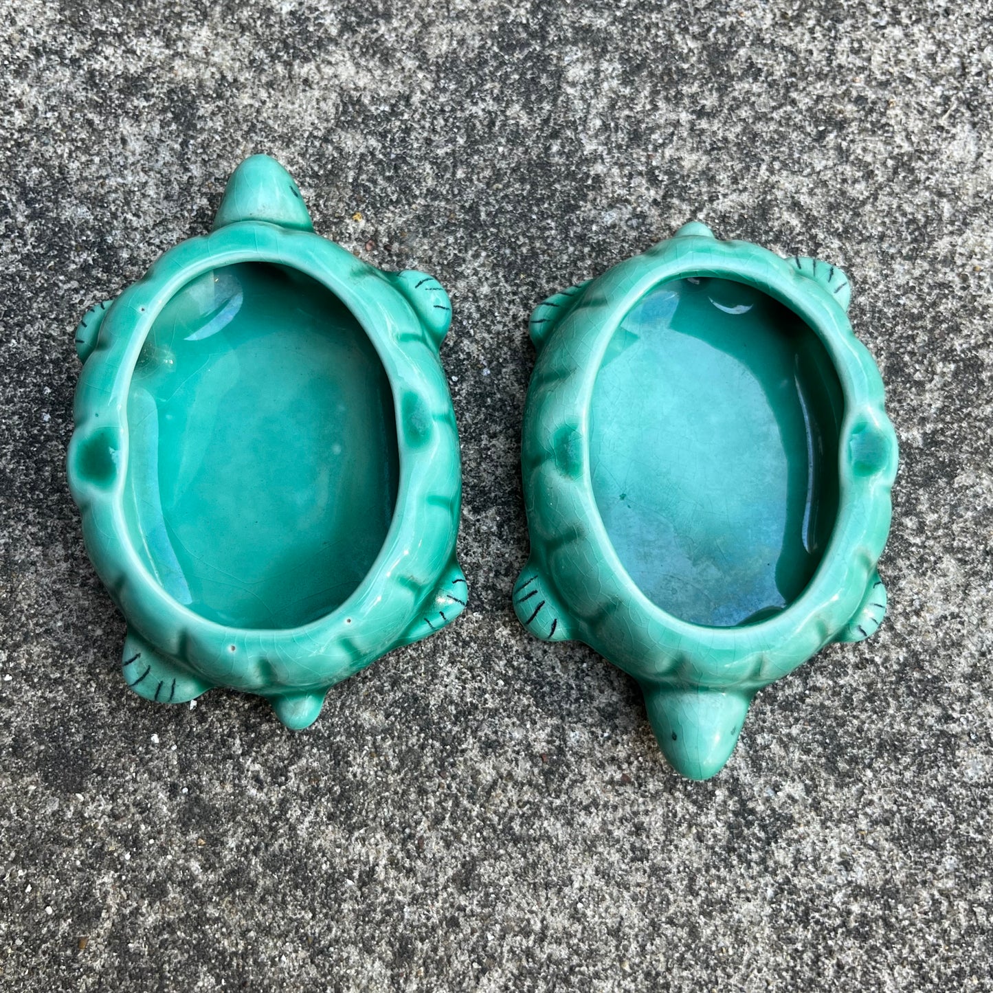Vintage ceramic turtle stash and ashtray set.