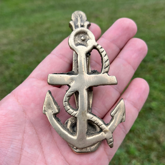 Vintage brass anchor clip.