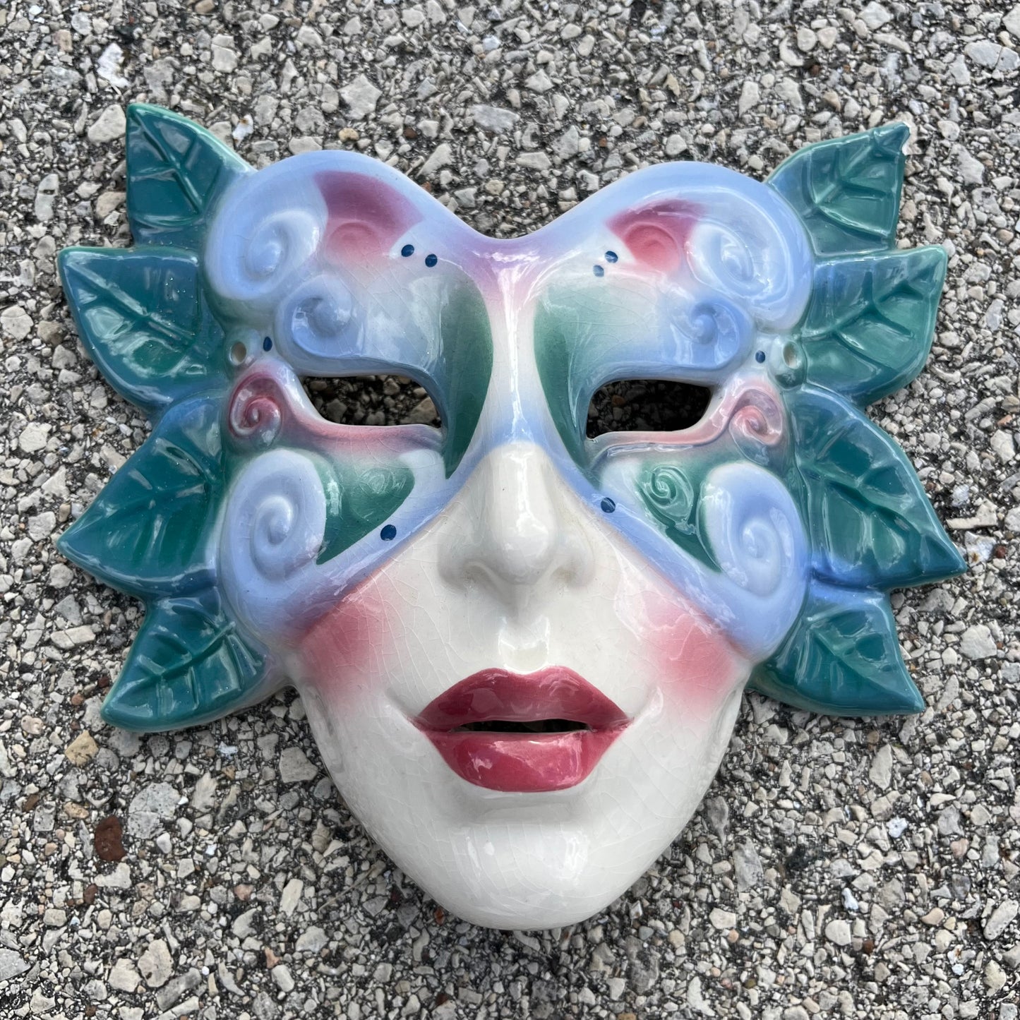 1980s Ceramic clay art Flower mask. (Chipped)