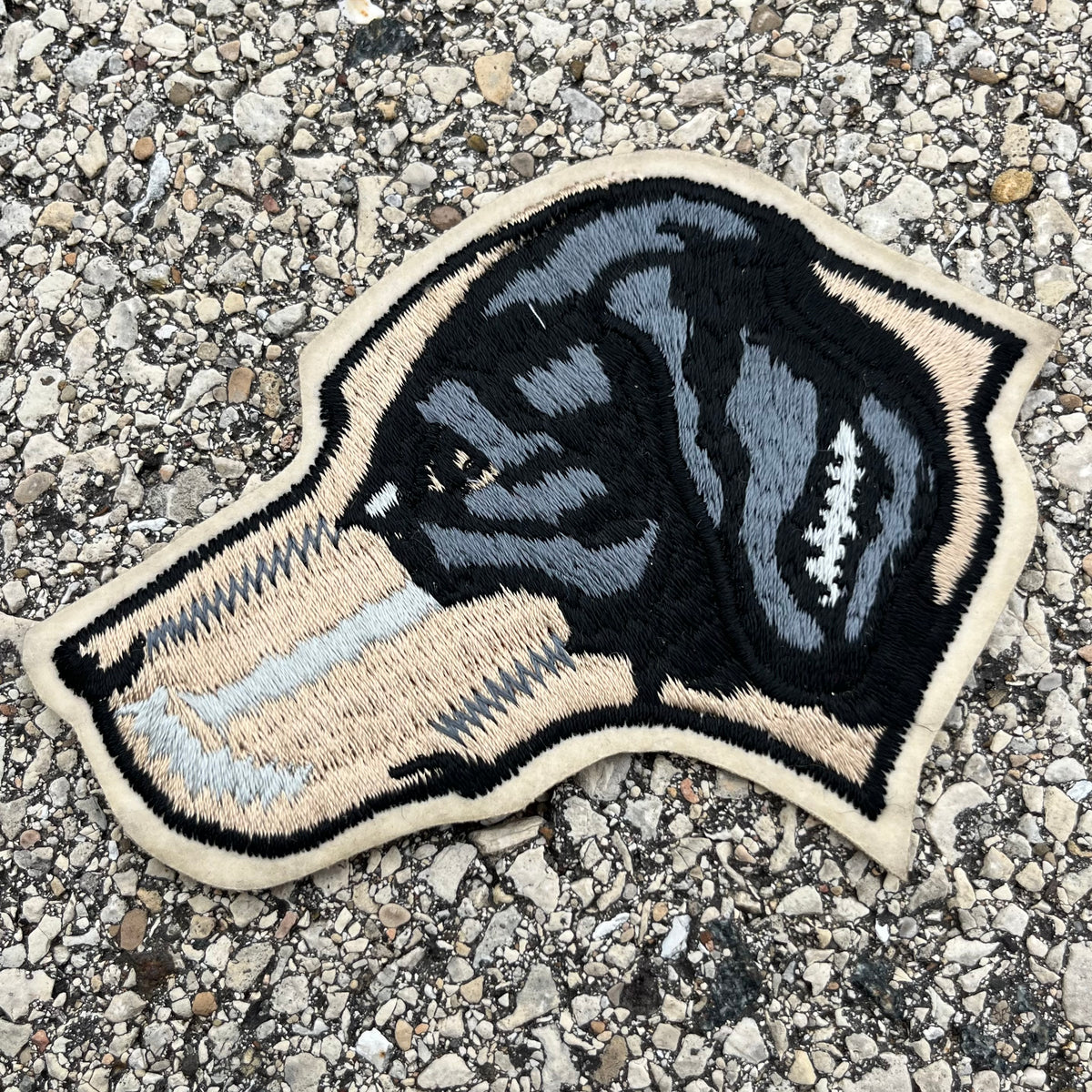 1970s Hound dog patch.