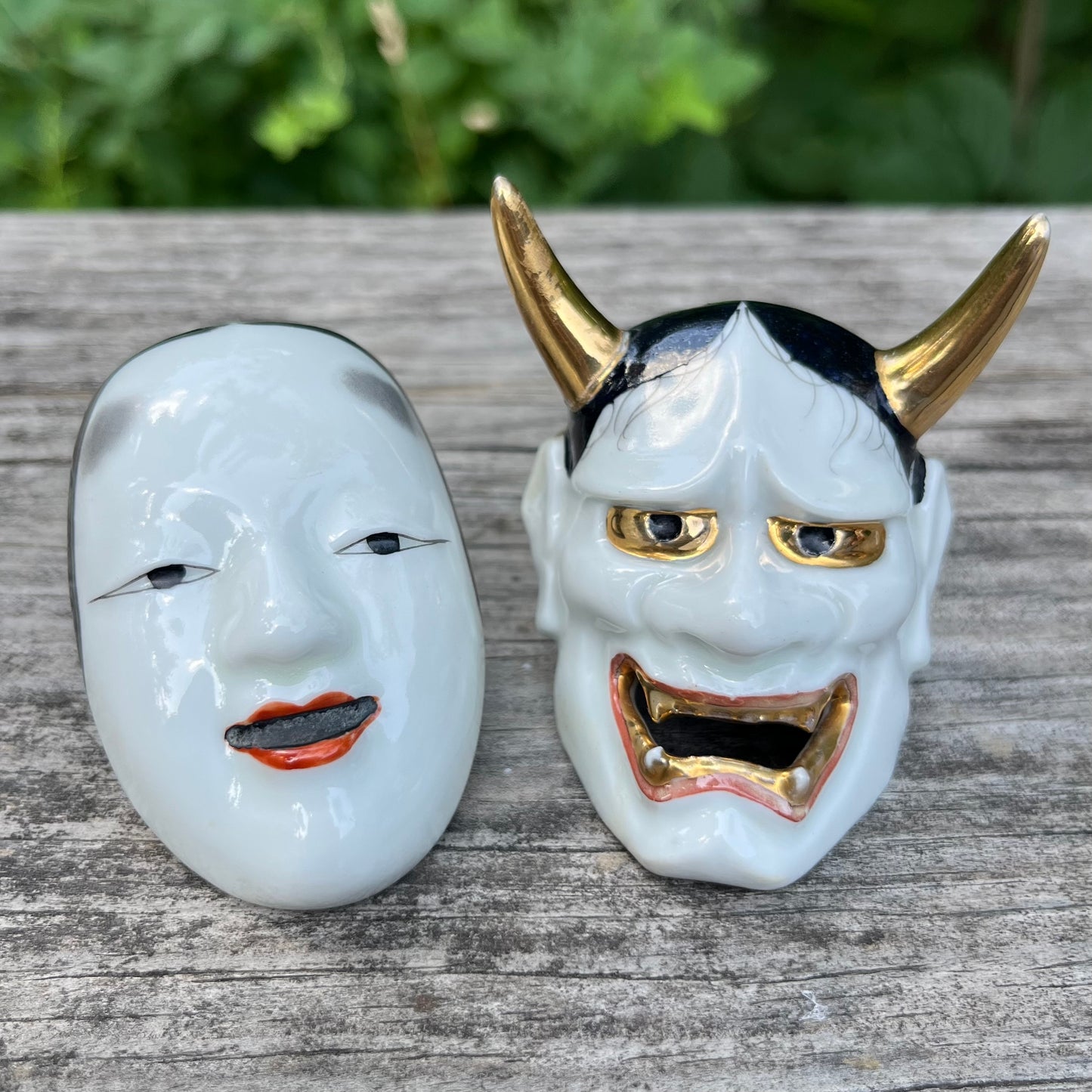 Vintage Hannya noh/Okame noh mask salt n’ pepper shakers.