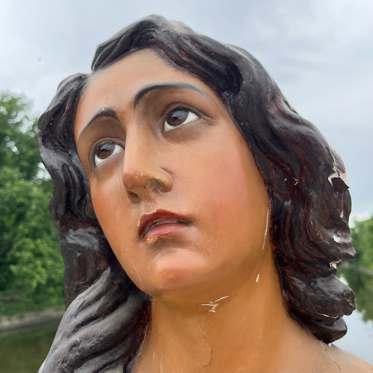 Early 1900s Panamanian Santa María la Antigua bust.