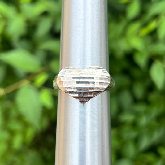 Vintage Sterling silver heart ring. Size 10.5.