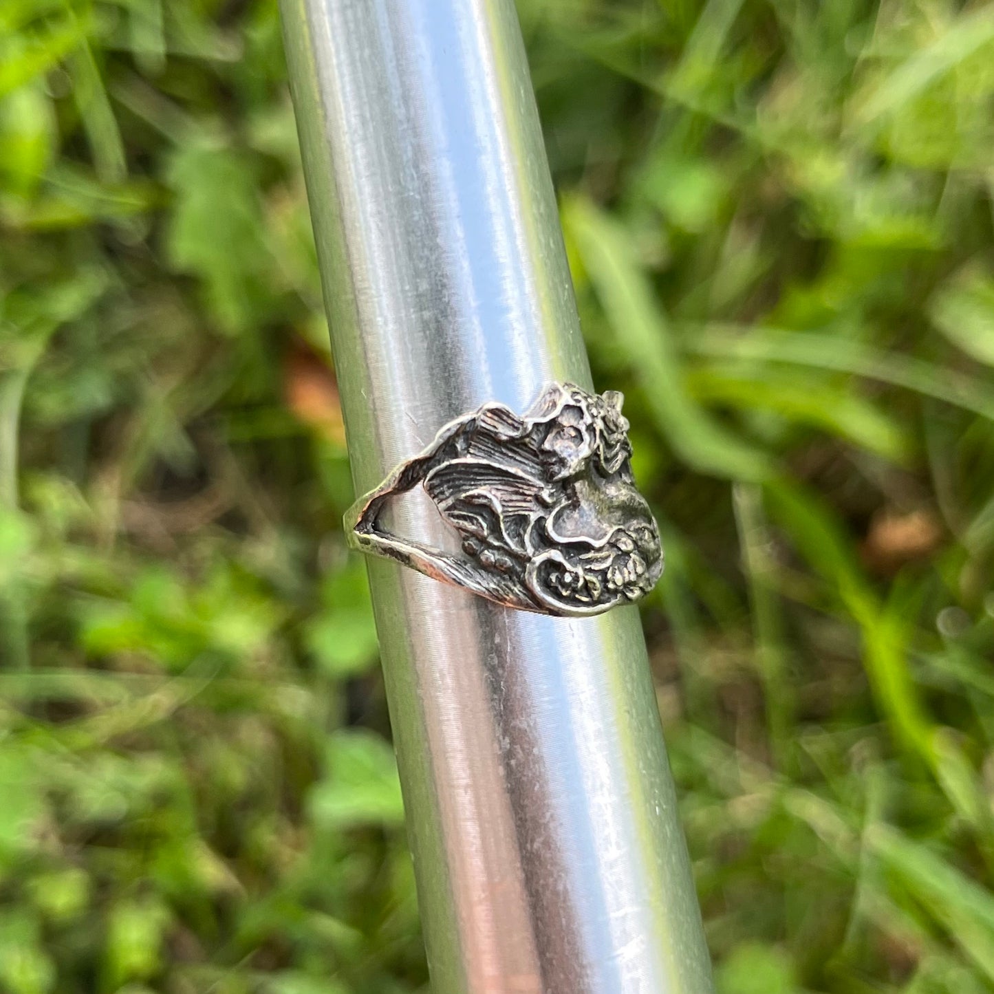 Vintage Sterling silver fairy ring. Size 7.