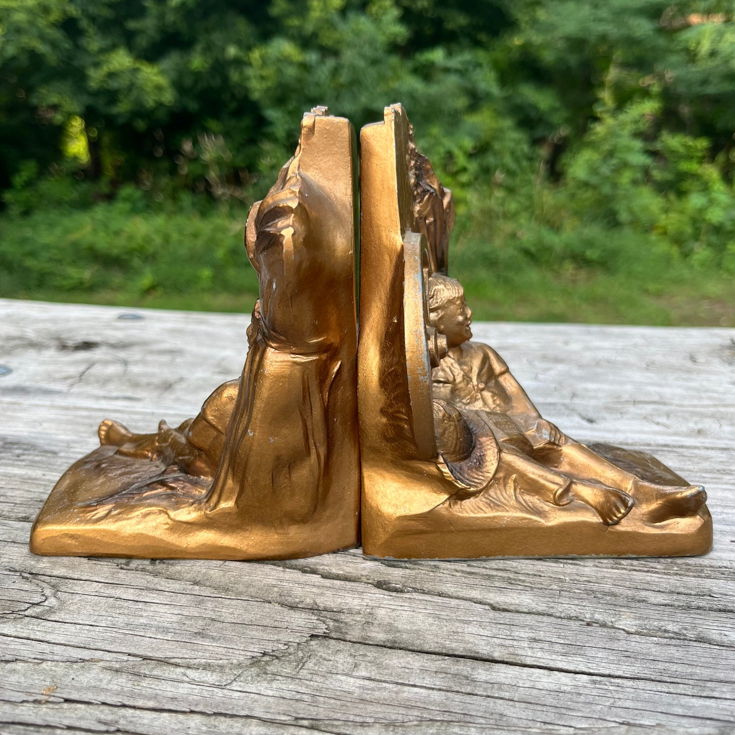 Vintage Huckleberry Finn bookends.