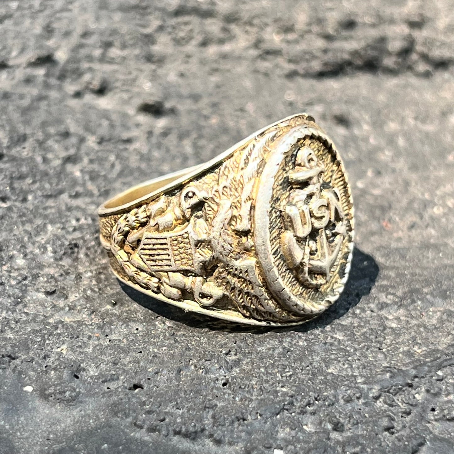 Vintage Sterling silver U.S. Navy ring. Size 9.