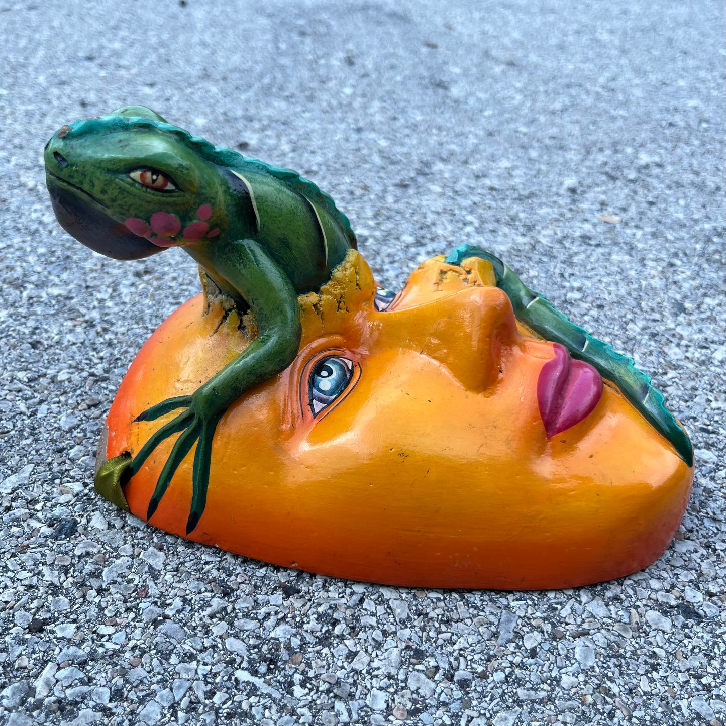 90s Decorative clay iguana mask.