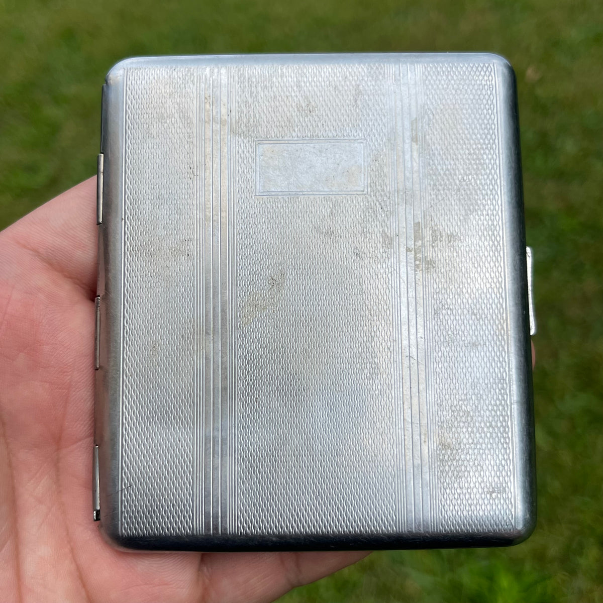 1950s Metal cigarette case.