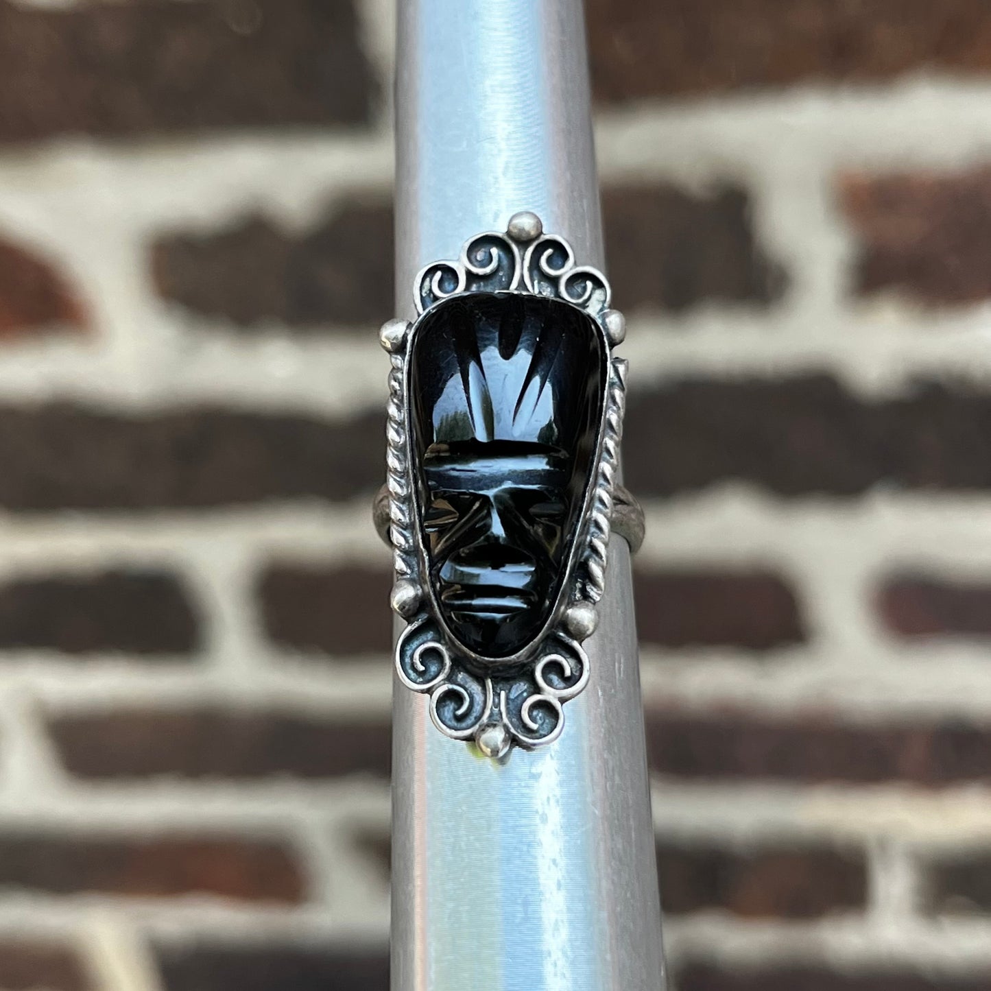 Vintage Sterling silver onyx face ring. Size 5.25.