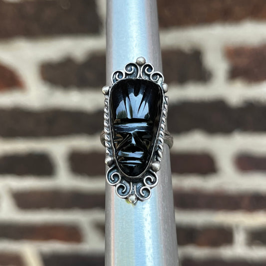Vintage Sterling silver onyx face ring. Size 5.25.