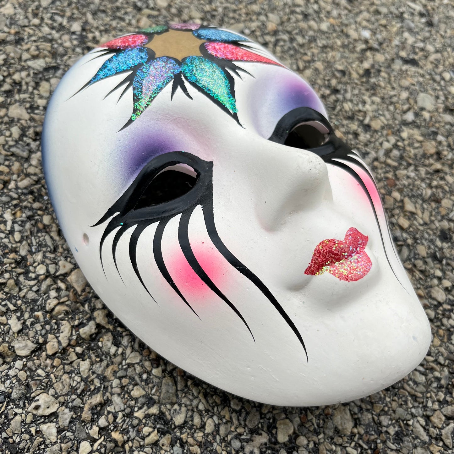 90s Ceramic mask.