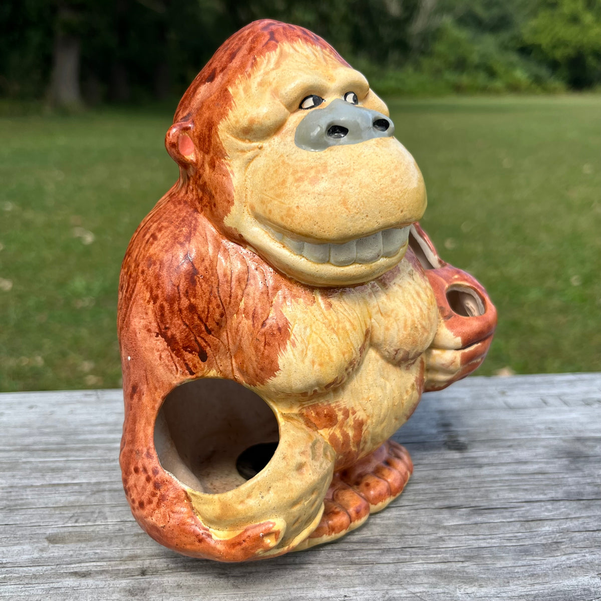 Vintage ceramic monkey utencil holder.
